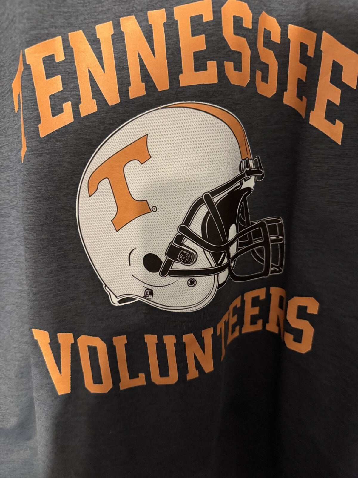 Tennessee Volunteers T-Shirt Men Sz XL ? Gray