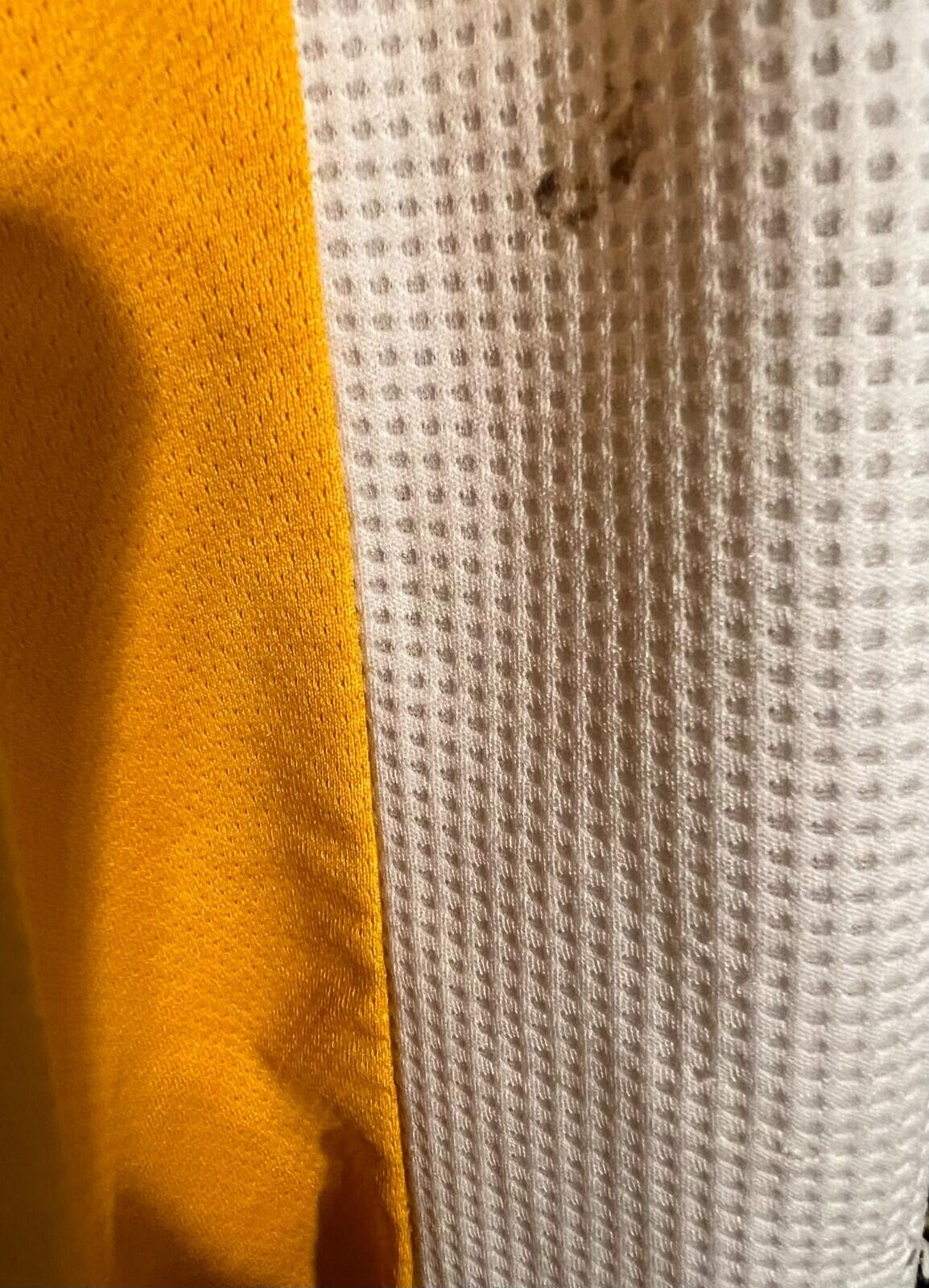 Vermont Catamounts Adidas Shorts Men Size L Yellow