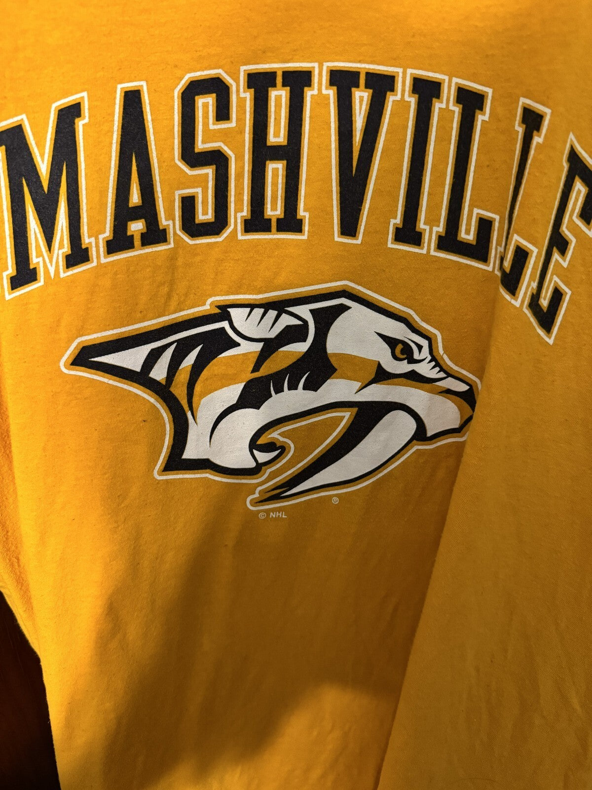 Nashville Predators Yellow Smashville T Shirt Men's Size L