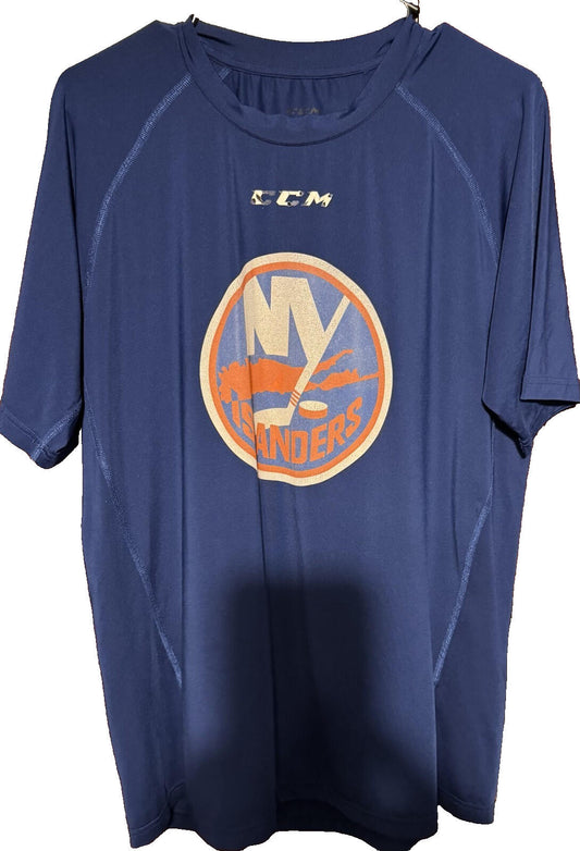 New York Islanders Blue T-shirt Men Sz M CCM