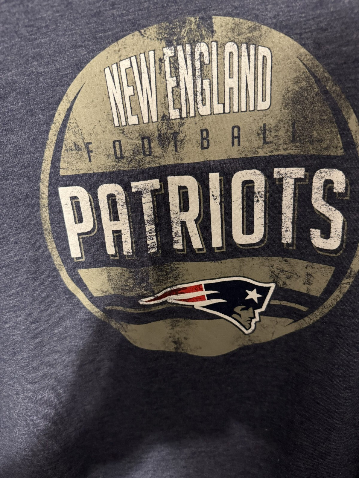 New England Patriots T Shirt Men L Blue Tee NFL Football