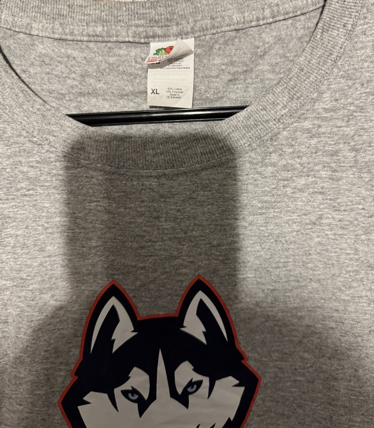 UConn Huskies Short Sleeve Tee Men's XL Gray