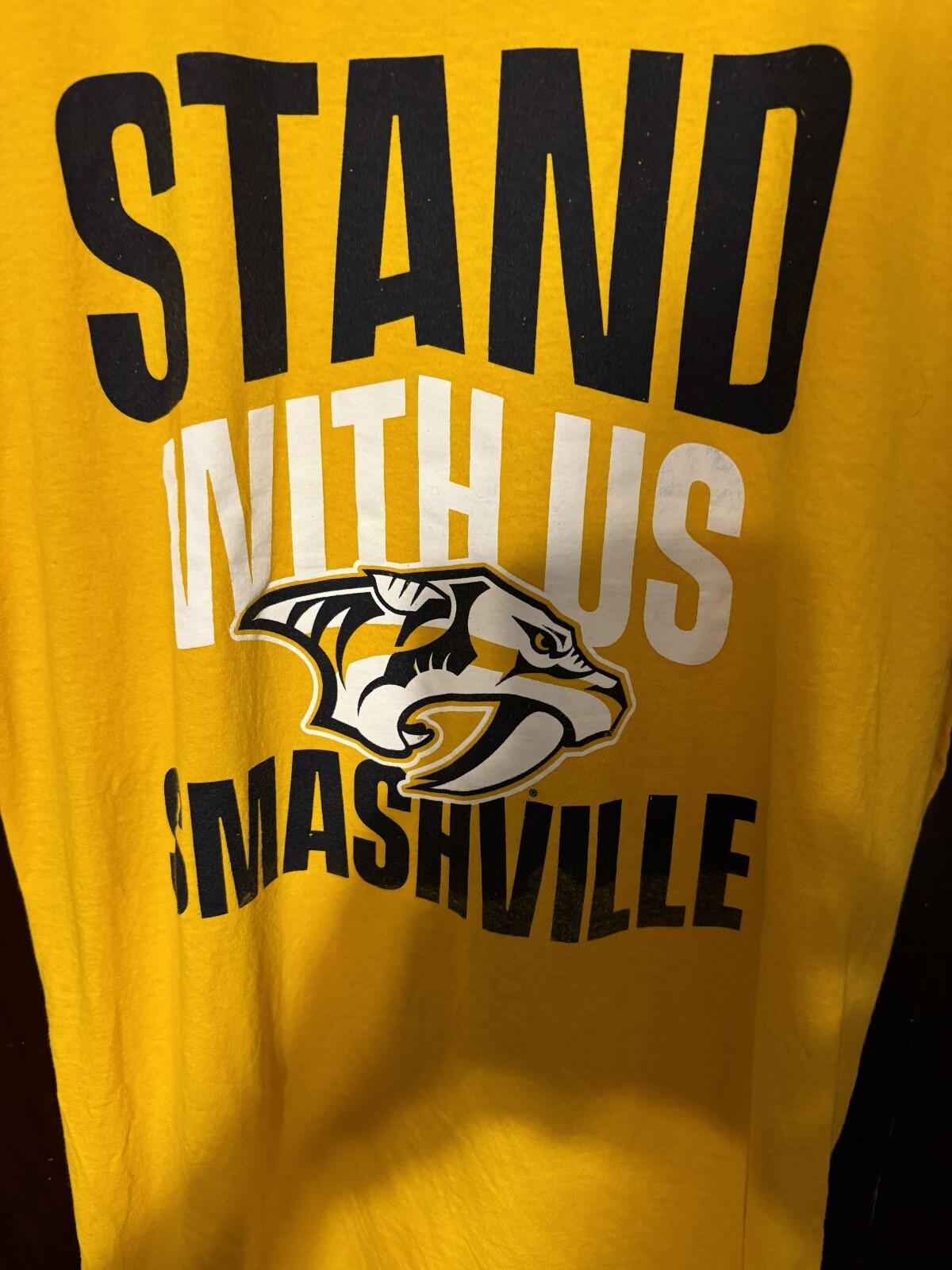 Nashville Predators Stand With Us Smashville T Shirt Men's Size XL