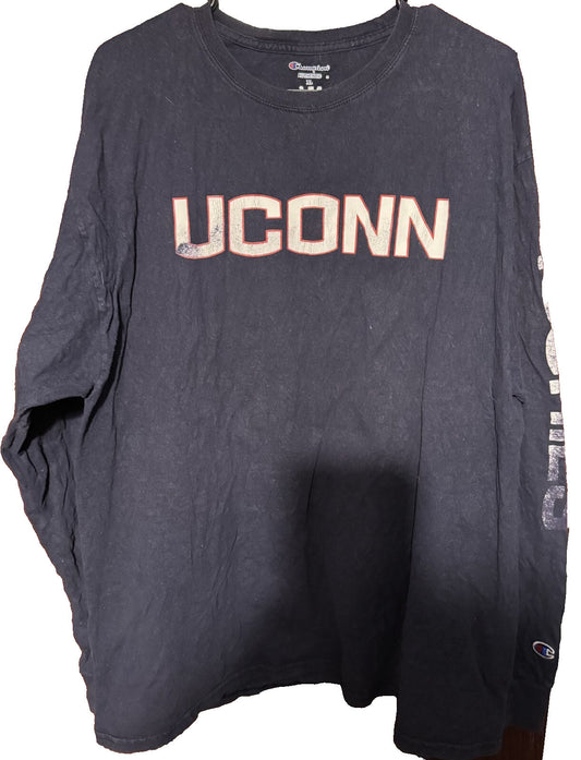 UConn Huskies Champion Long Sleeve Tee Men's XL Blue