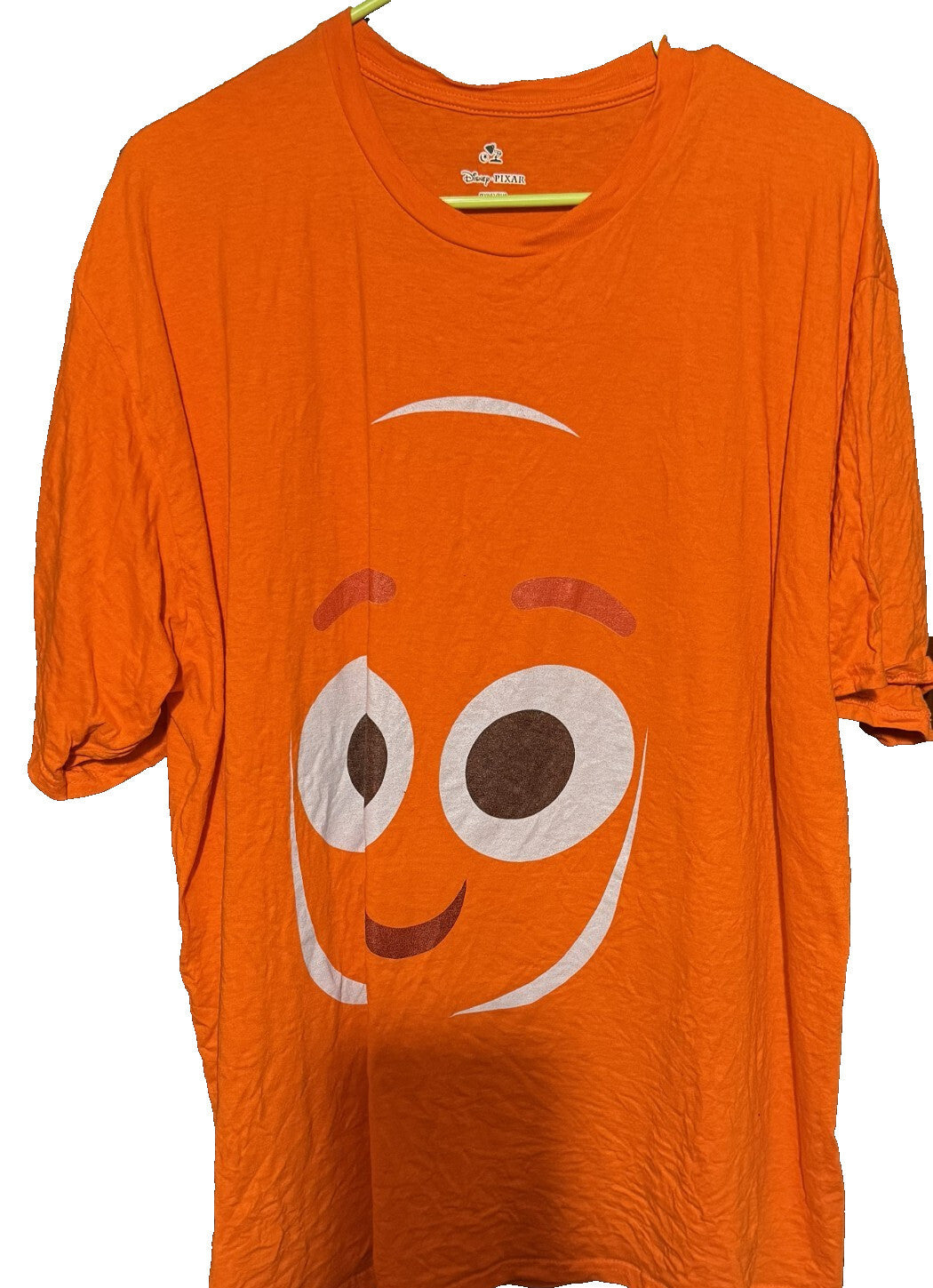 Nemo Pixar Finding Nemo Disney T-Shirt Orange Men's Size 2XL ?