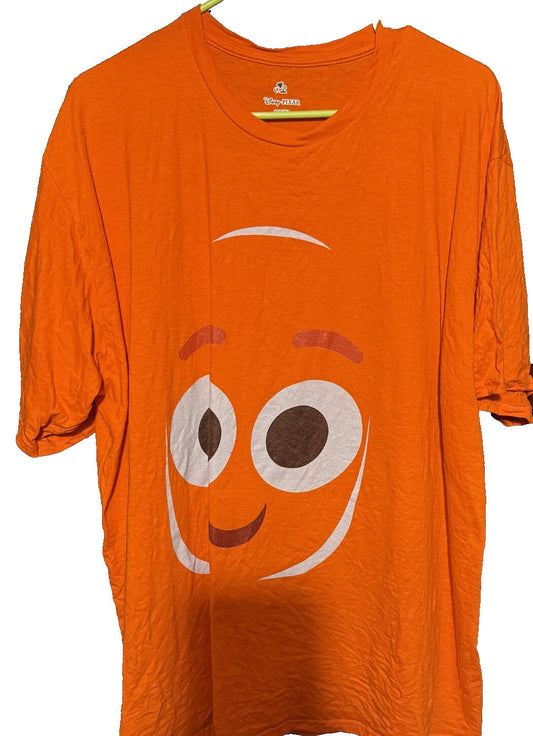 Nemo Pixar Finding Nemo Disney T-Shirt Orange Men's Size 2XL ?