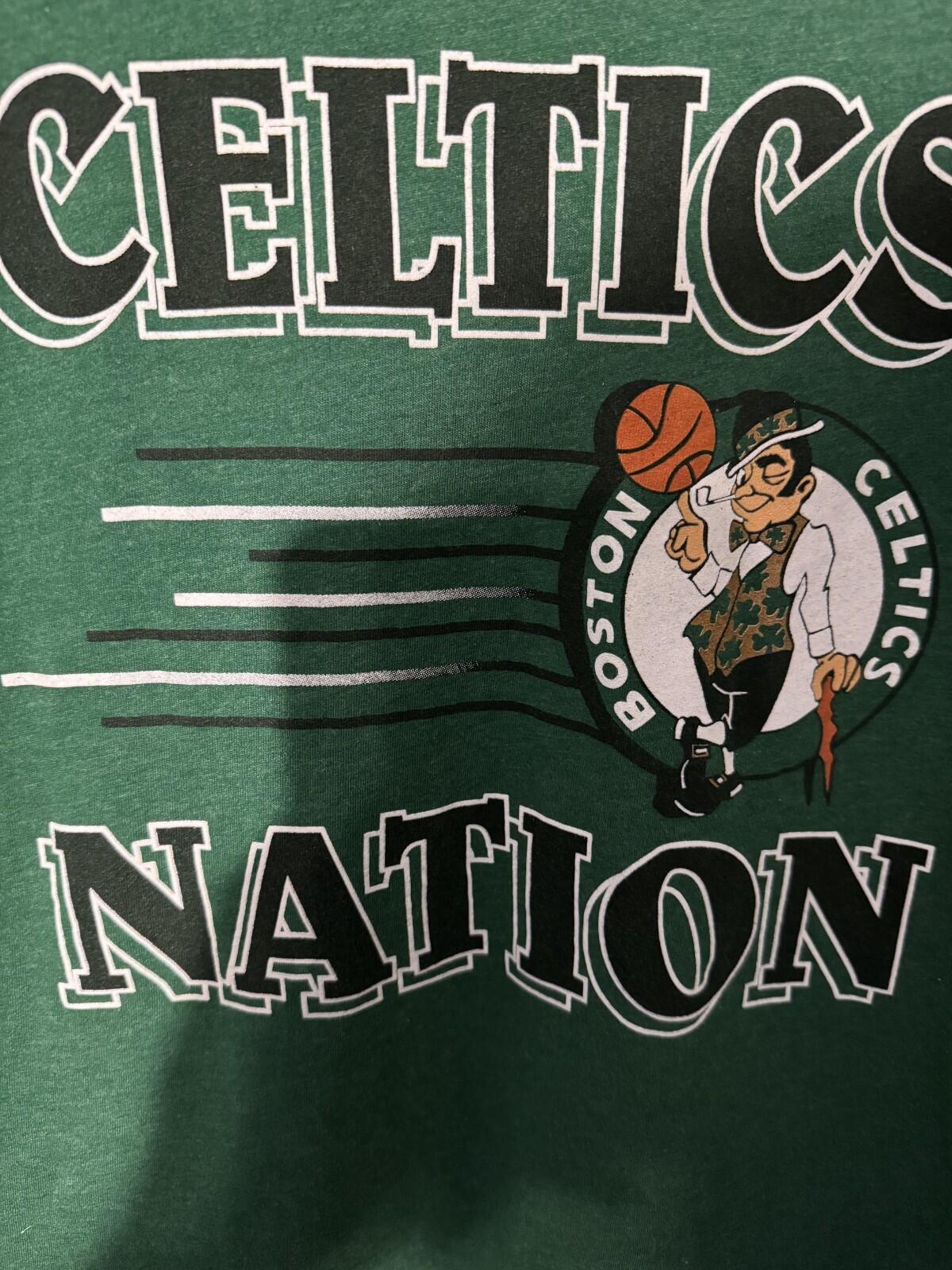 Boston Celtics 47 Brand Short Sleeve TShirt Men Size M Green