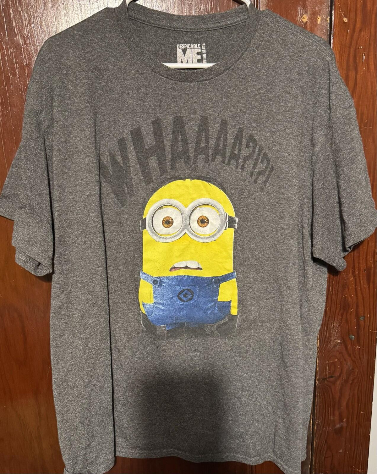 Minions Despicable Me T-Shirt Men's Size XL Gray