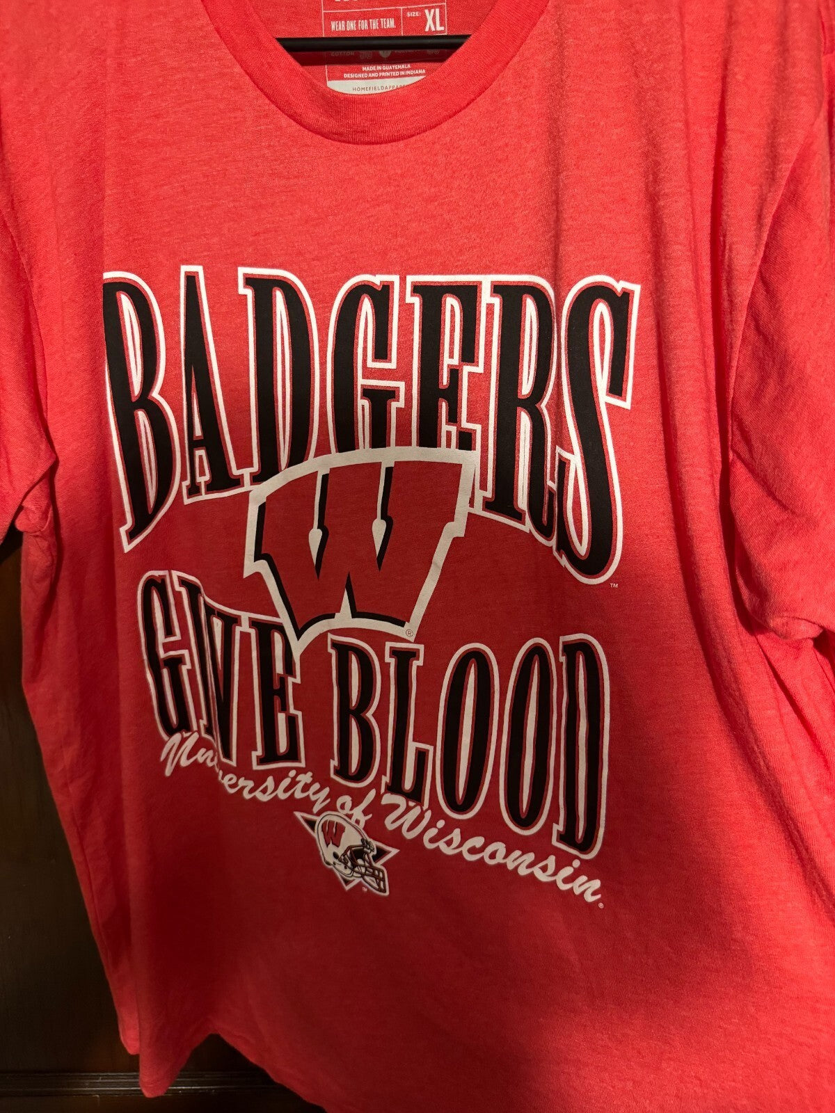 Wisconsin Badgers S/S T-Shirt Men Sz XL Red