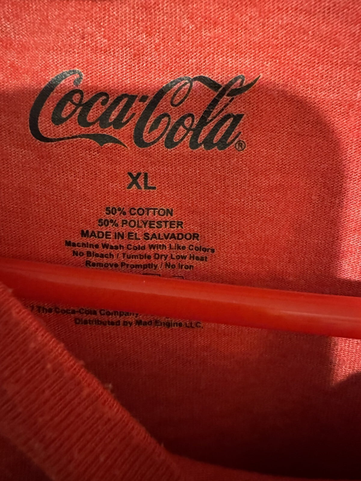Coca Cola Classic Logo Men's Size XL Red T-Shirt Coke