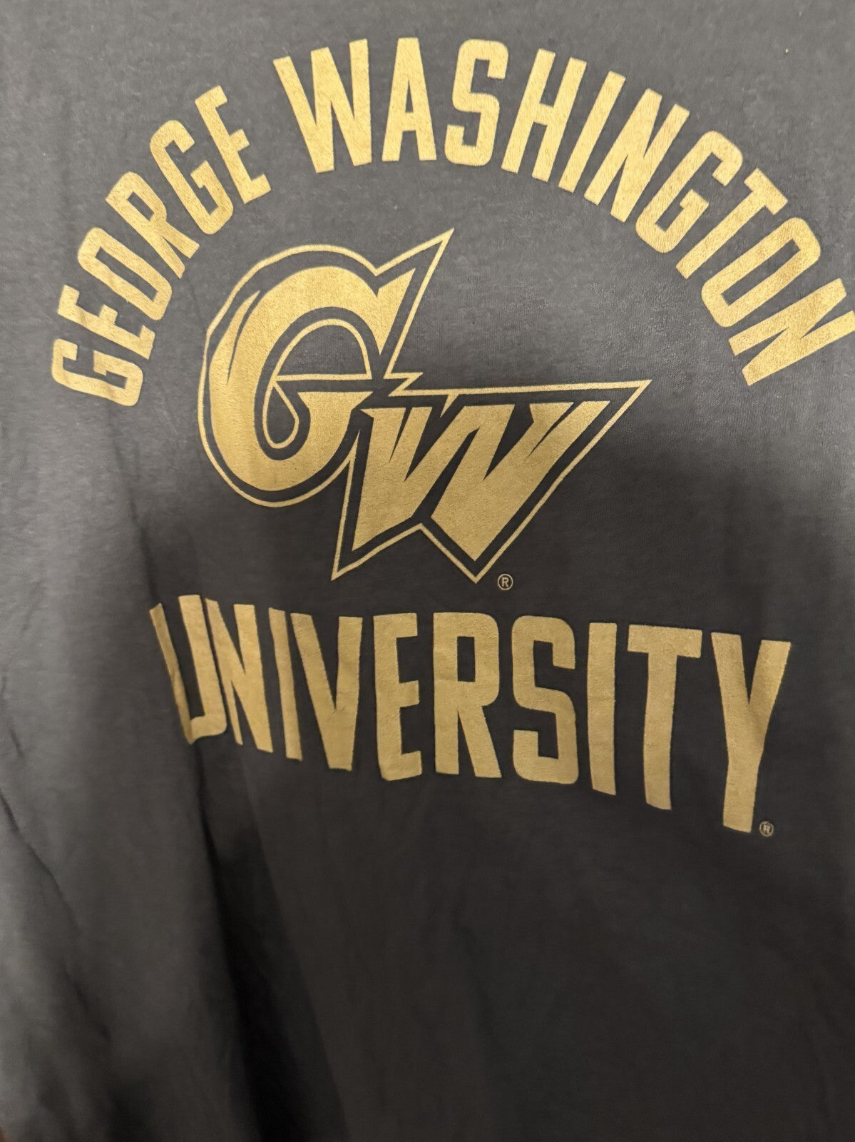 George Washington University T-Shirt Men’s Size Gray L