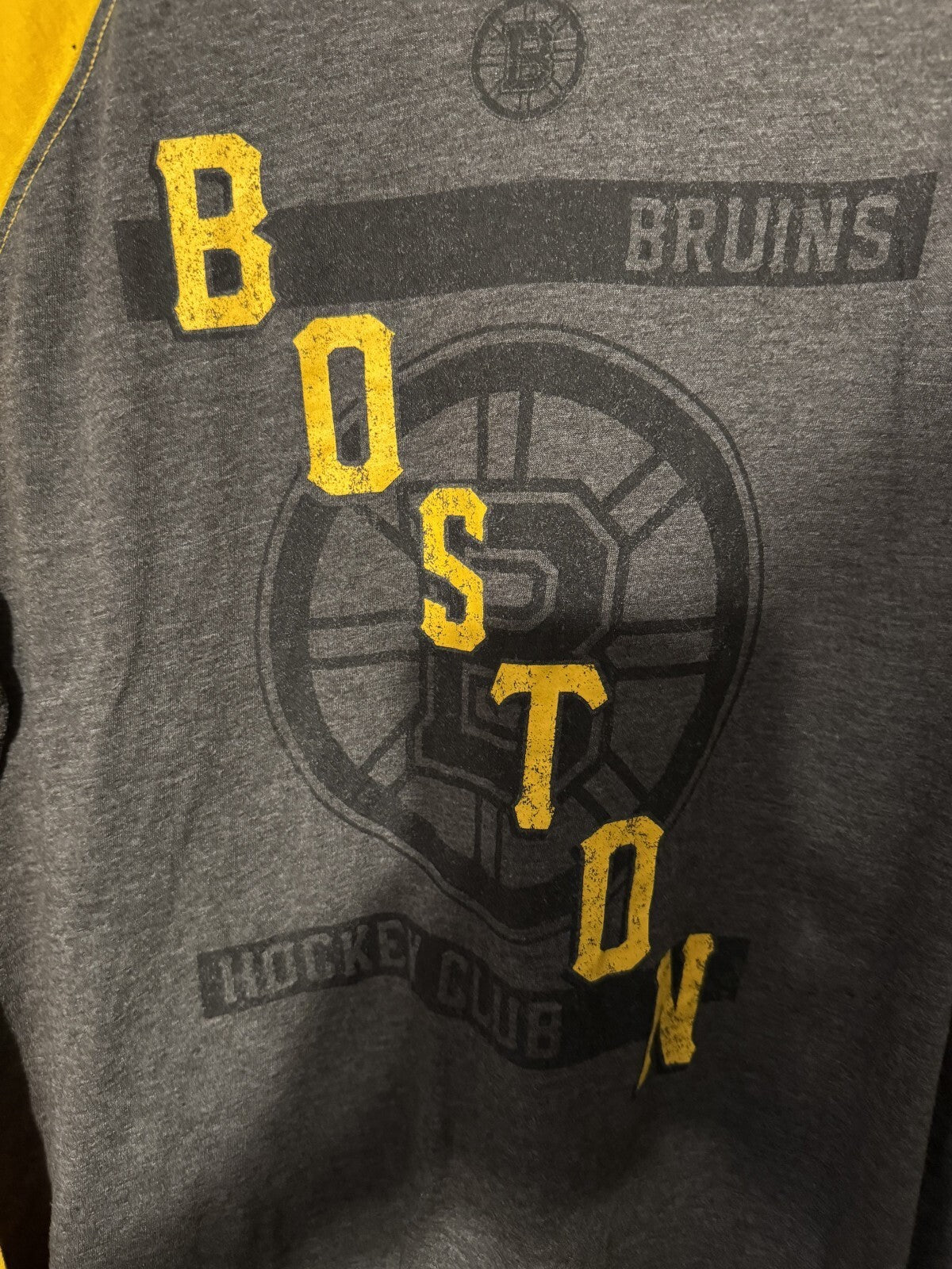 Boston Bruins Long Sleeve Raglan Gray T-shirt Men's Sz XL