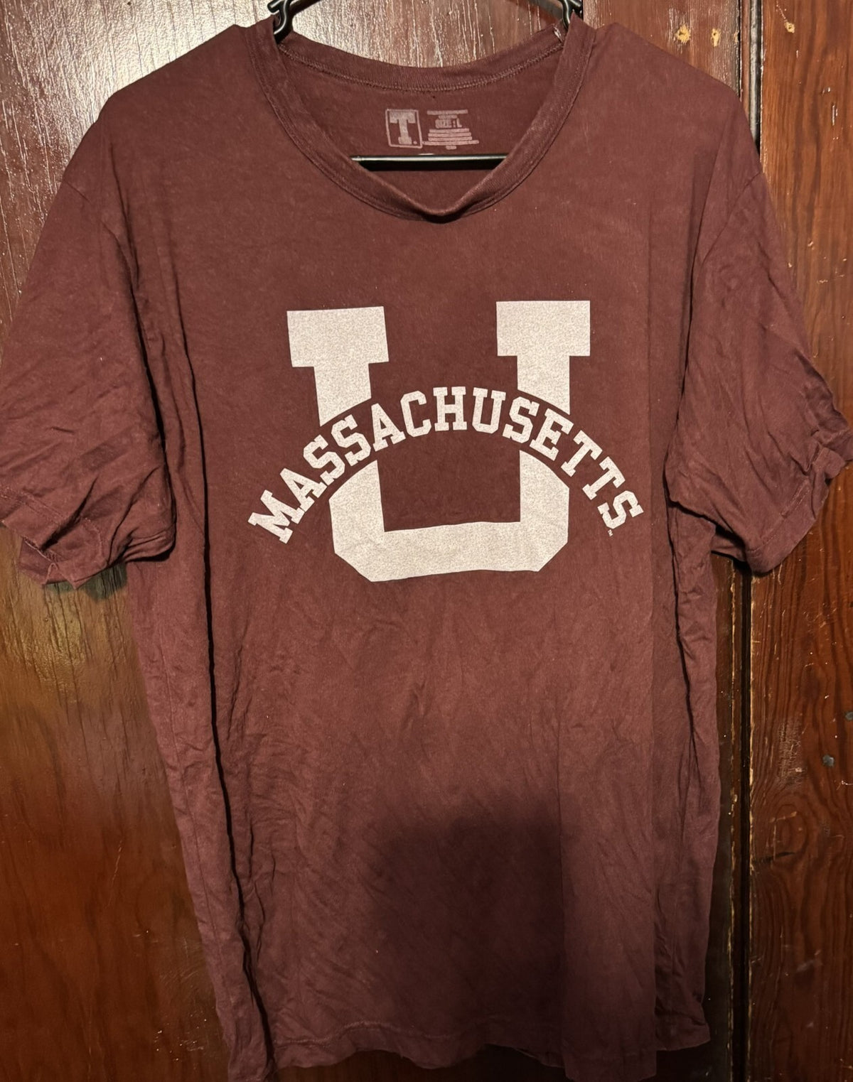 UMass Minutemen S/S Vintage Logo T-shirt Men's L Red