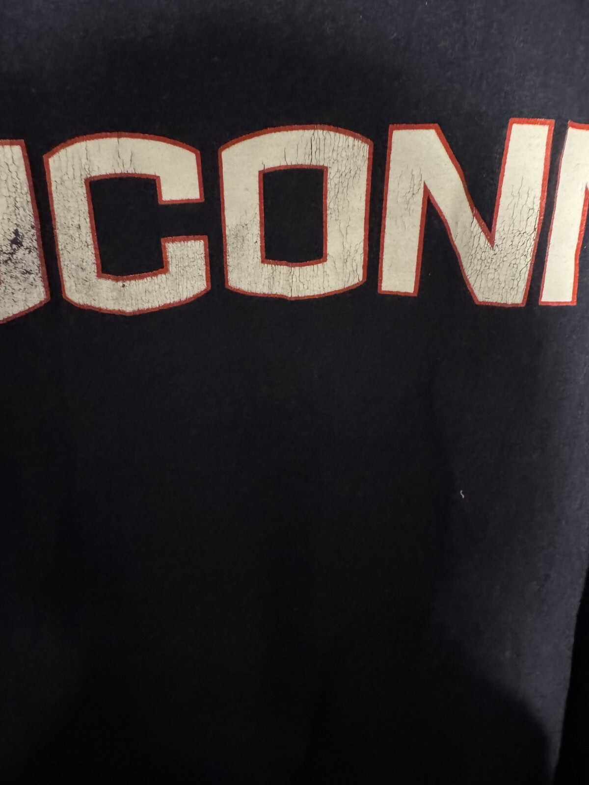 UConn Huskies Champion Long Sleeve Tee Men's XL Blue