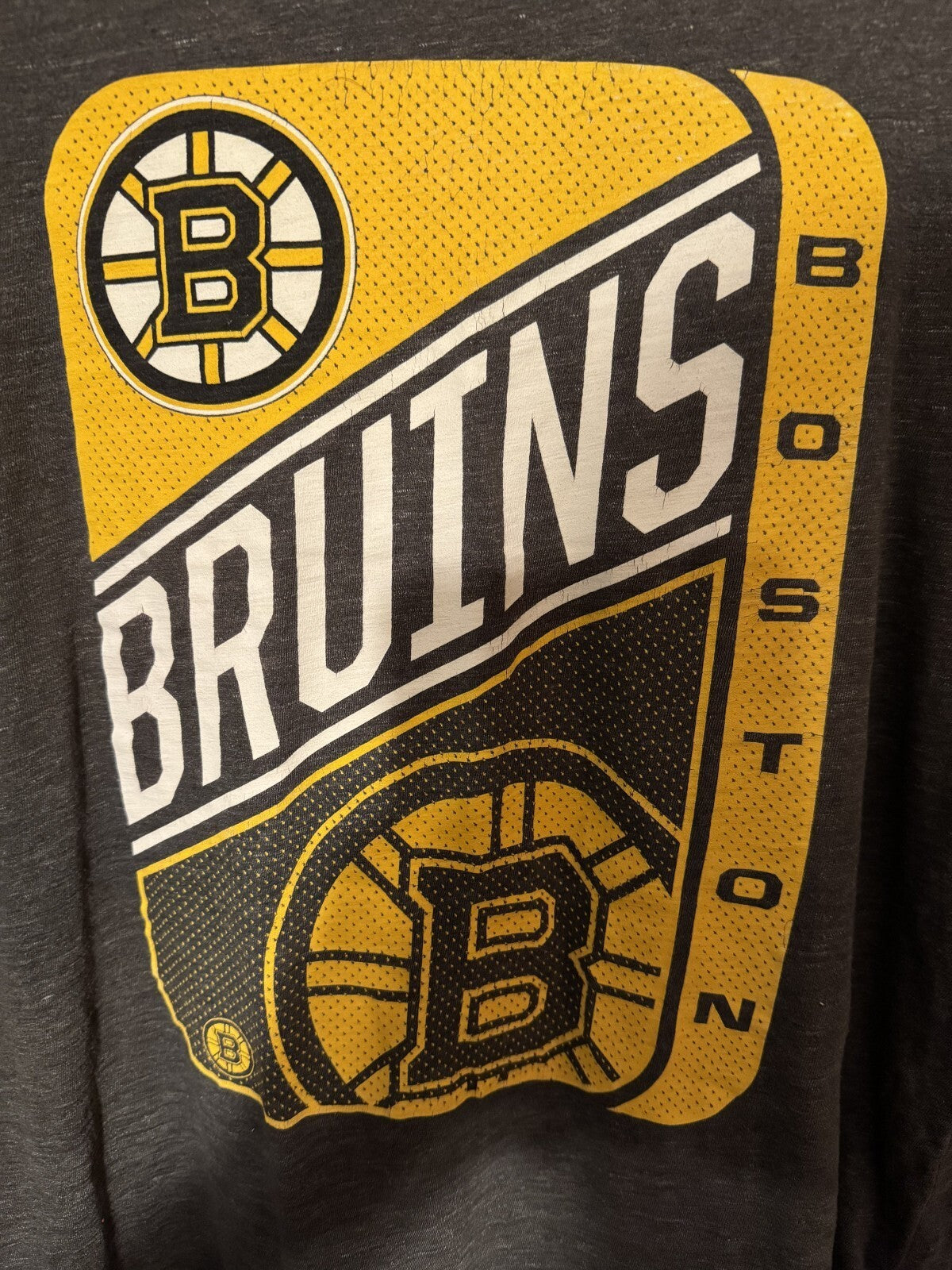 Boston Bruins Short Sleeve Gray T-Shirt Men's Sz L