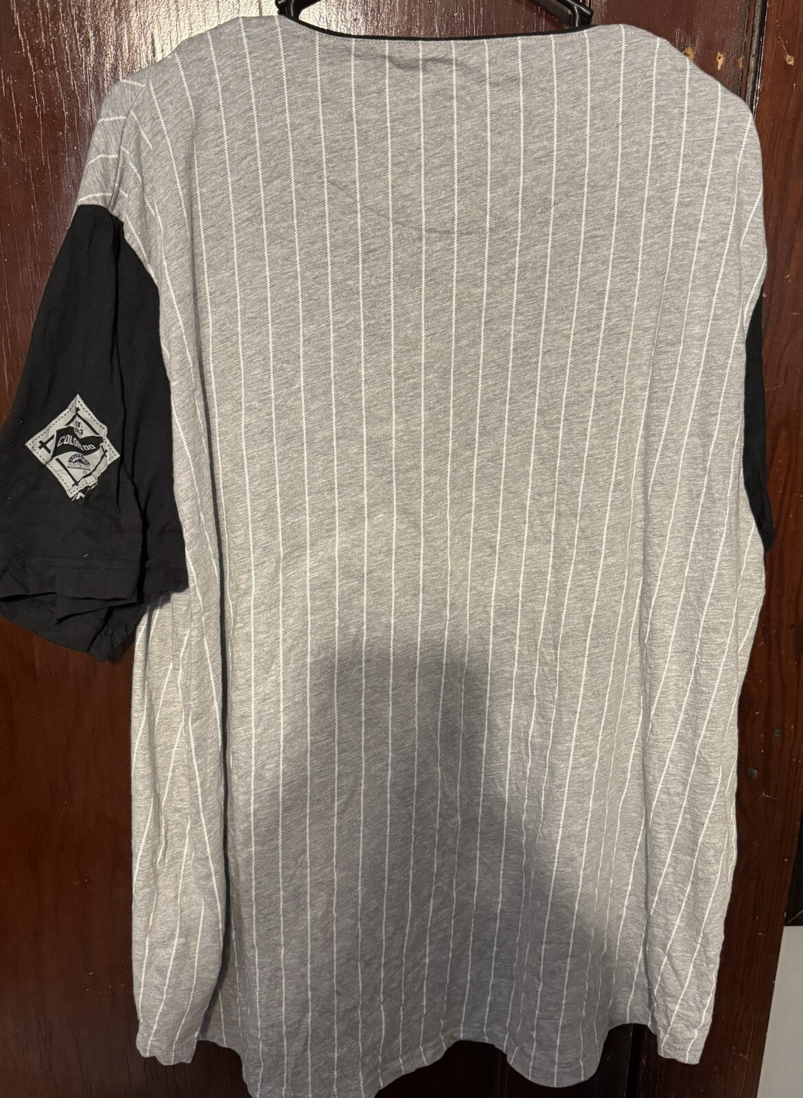 Colorado Rockies Majestic Henley Jersey Men's Sz 2XL Gray