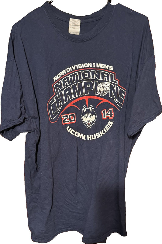 UConn Huskies 2014 NCAA National Champs Tee Men XL Blue