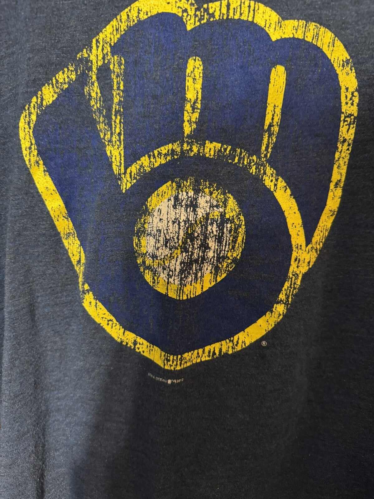 Milwaukee Brewers 5th & Ocean Women's Size L t-shirt Blue