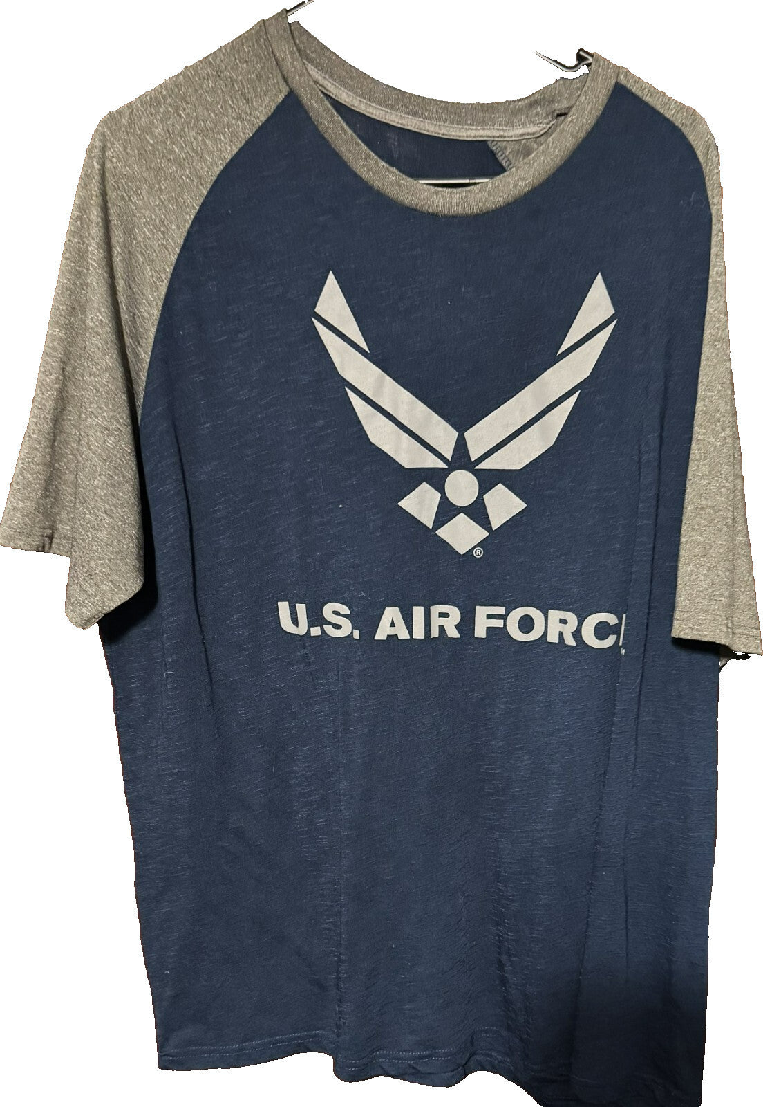 US Air Force Blue/Gray Raglan Logo T-shirt Men's Size XL (?)