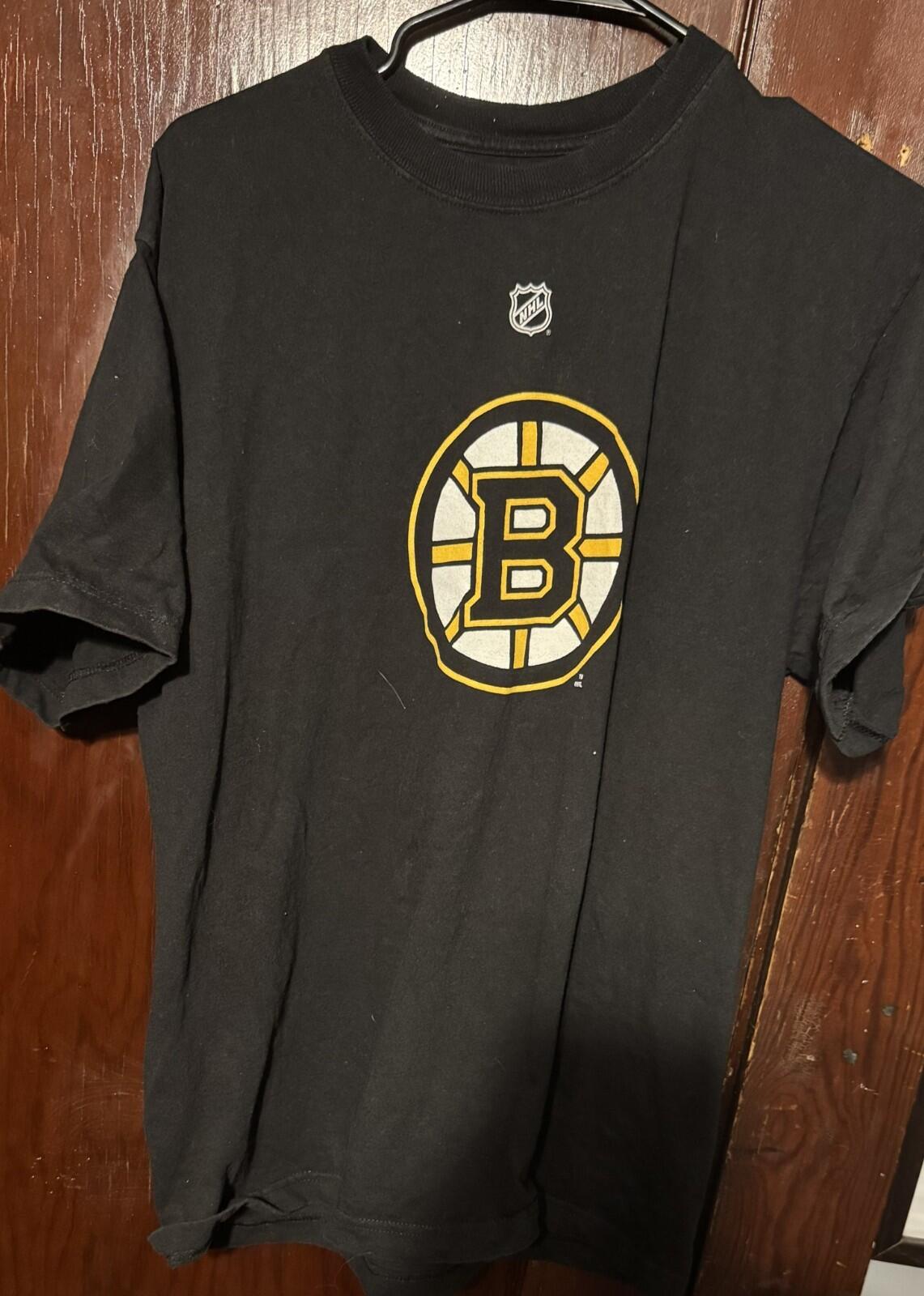 Boston Bruins Reebok Zdeno Chara #33 Black Tee Men's Sz M