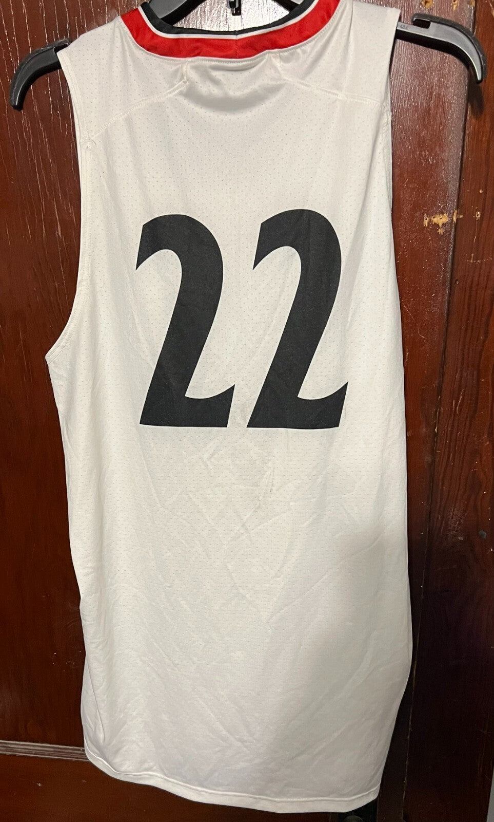 Cincinnati Bearcats NCAA Under Armour white Basketball Jersey #22 Mens Size L