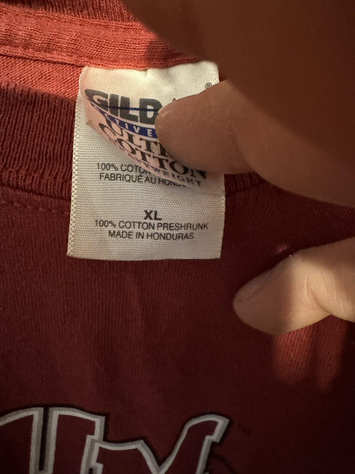 UMass Minutemen Basketball T-shirt Men's XL Red