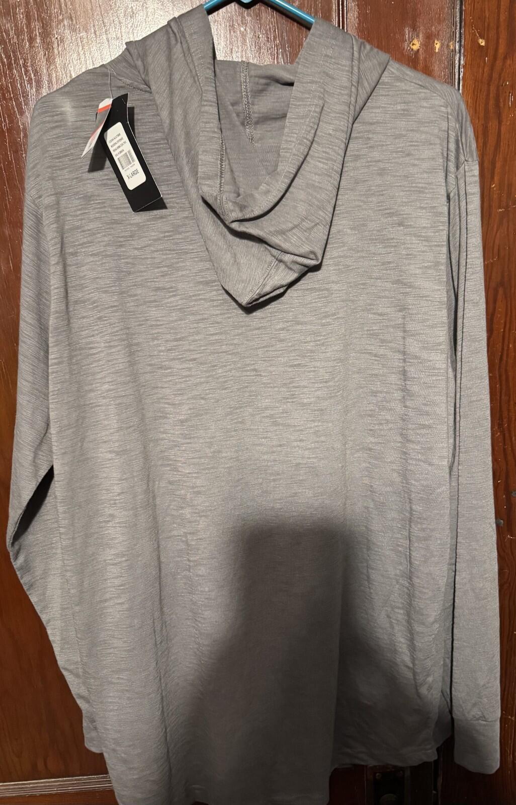UConn Huskies Hoodie Captivating Men's XL Gray New With Tags