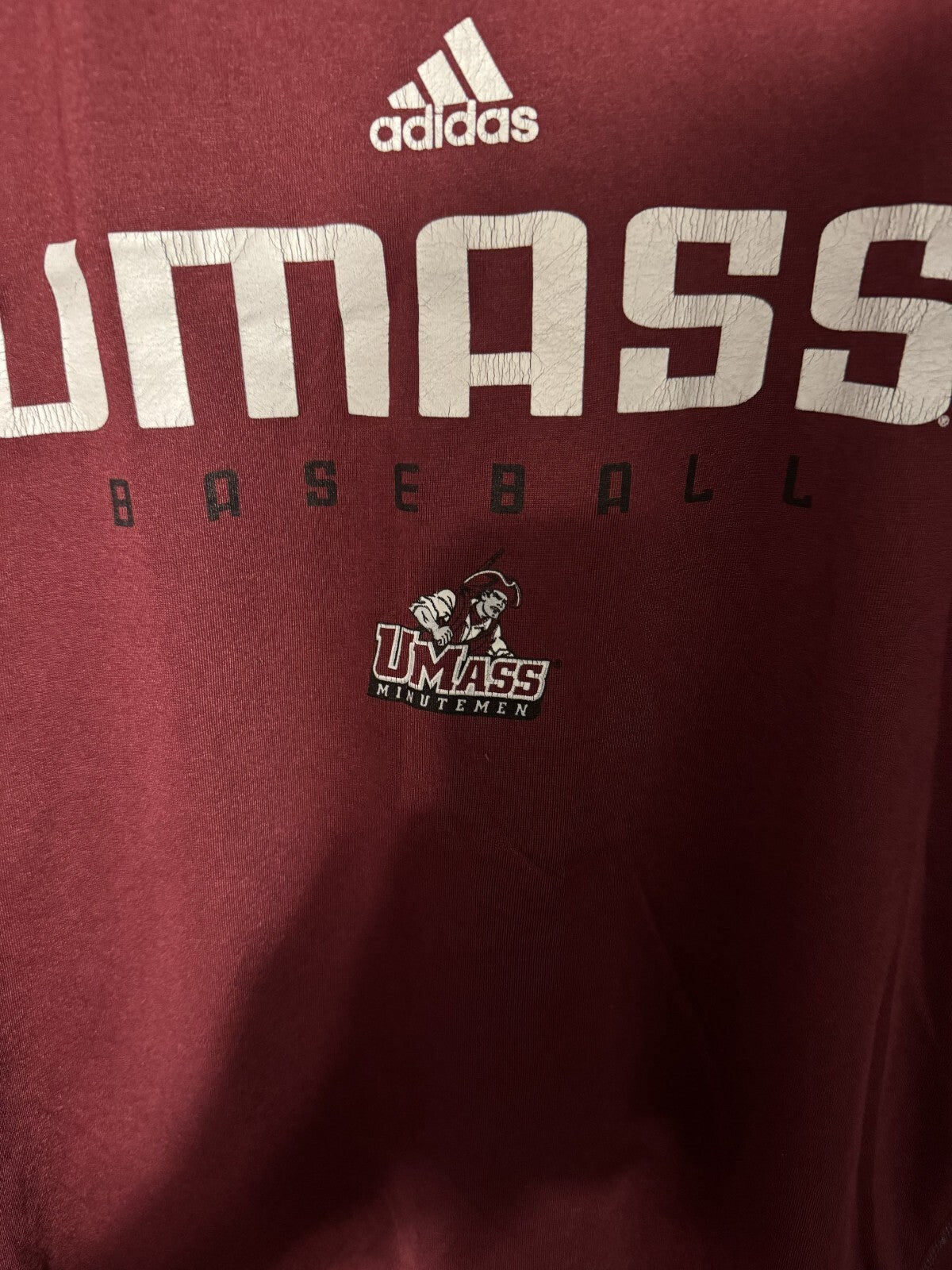 UMass Minutemen S/S Baseball Adidas T-shirt Men's L Red