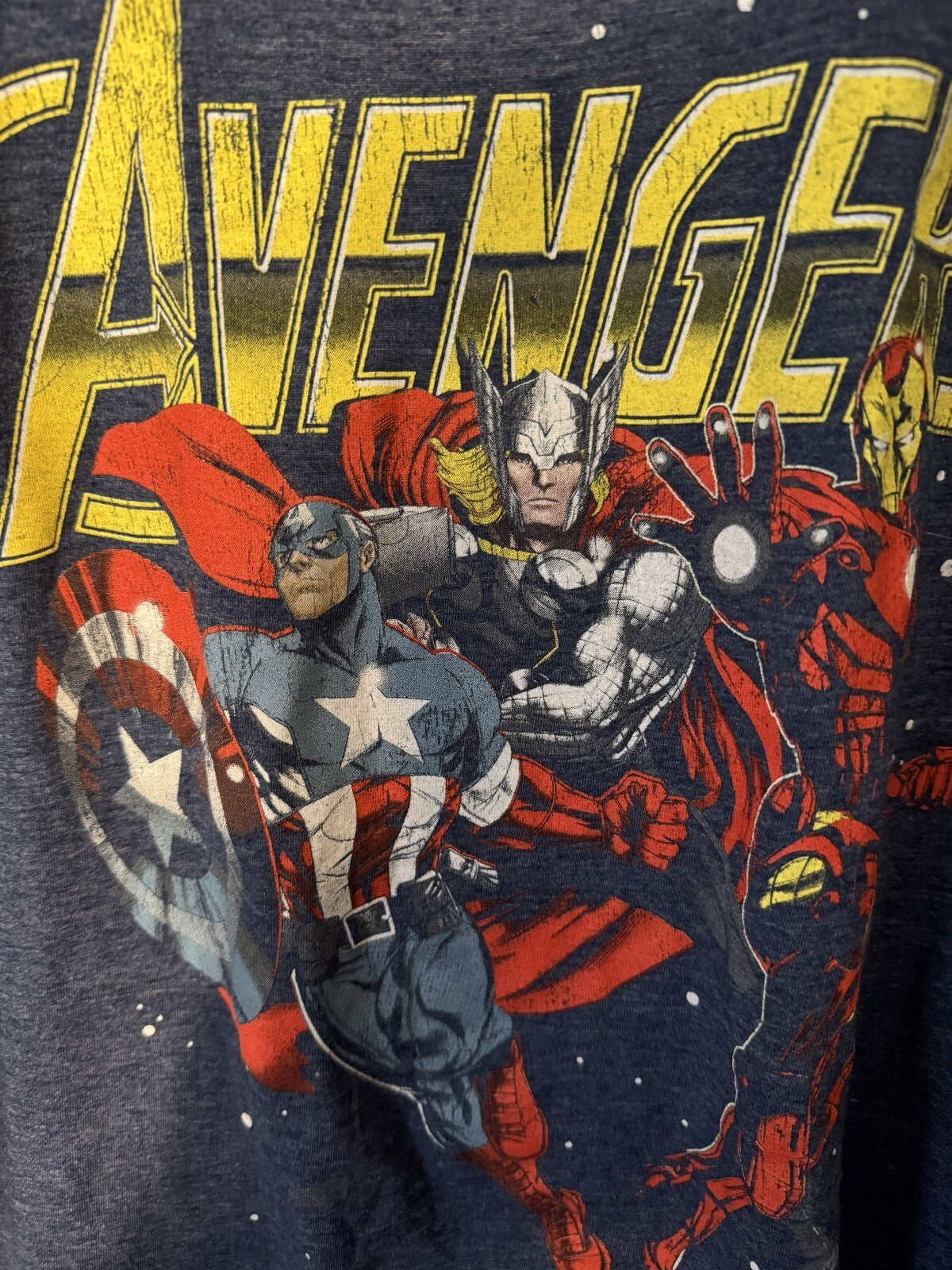 Marvel Avengers Tee Short Sleeve shirt Men's Size Large Blue