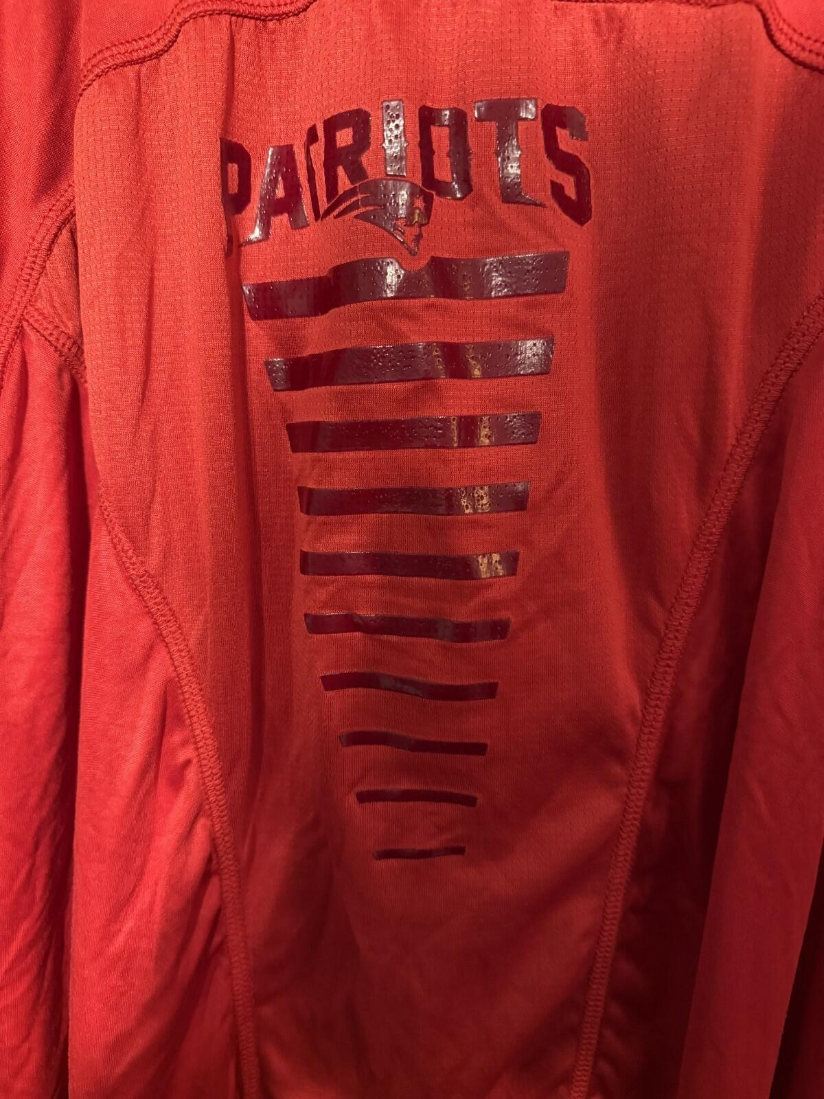 New England Patriots Majestic T-Shirt Men XLT Red Tee NFL