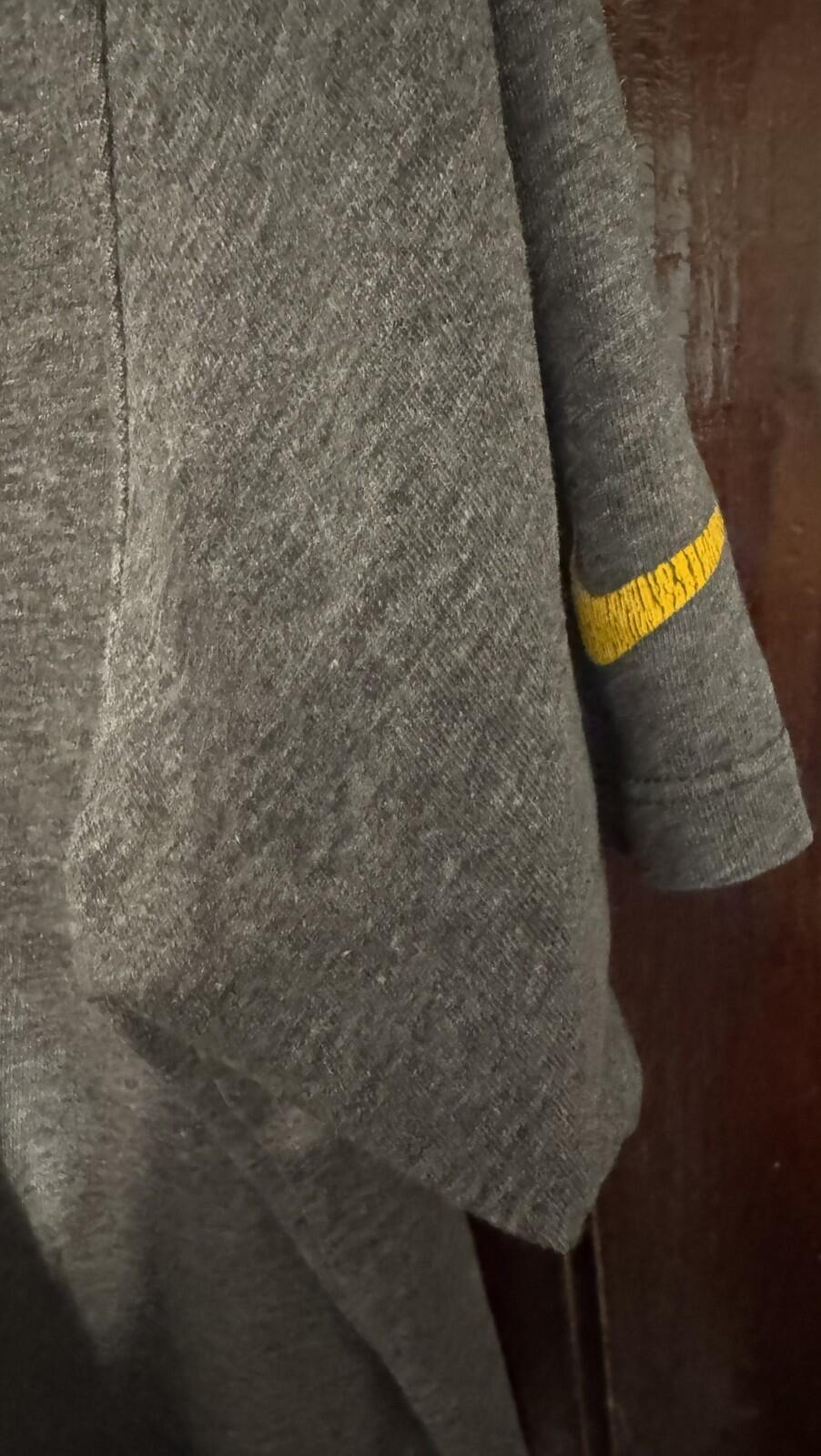 Green Bay Packers Nike t-shirt Men's Size L Gray