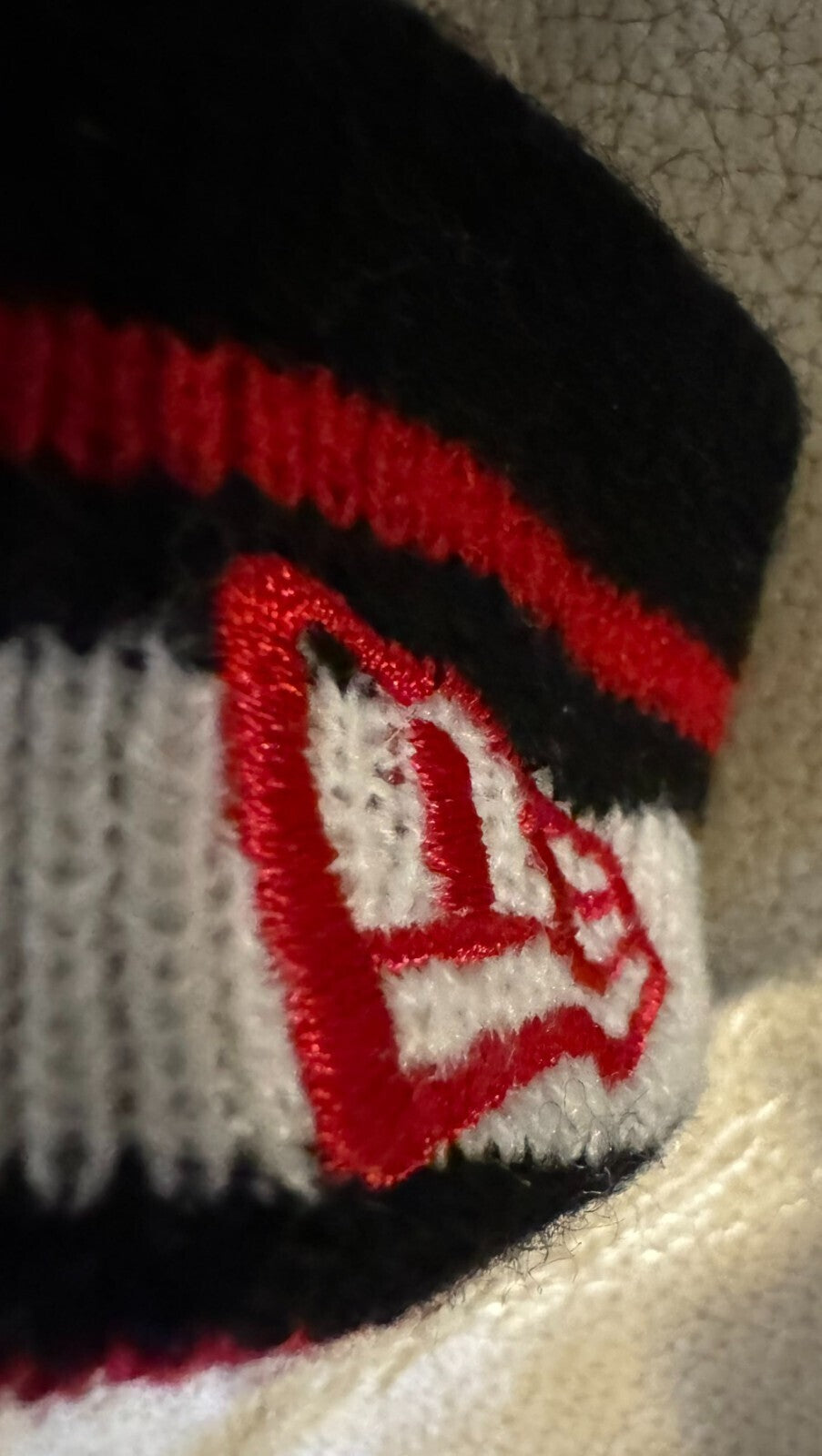 Miami Heat Knit Beanie Hat Winter Cap NBA New Era Black/Red