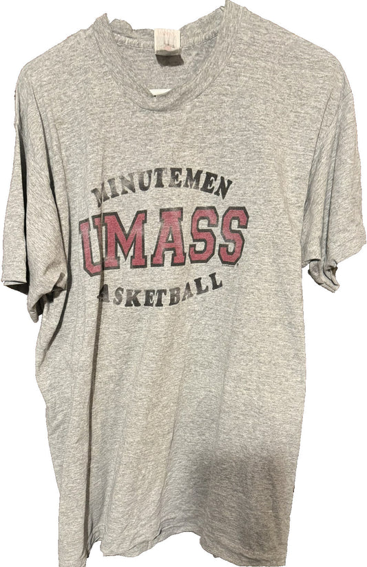 UMass Minutemen Basketball T-shirt Men's XL Gray