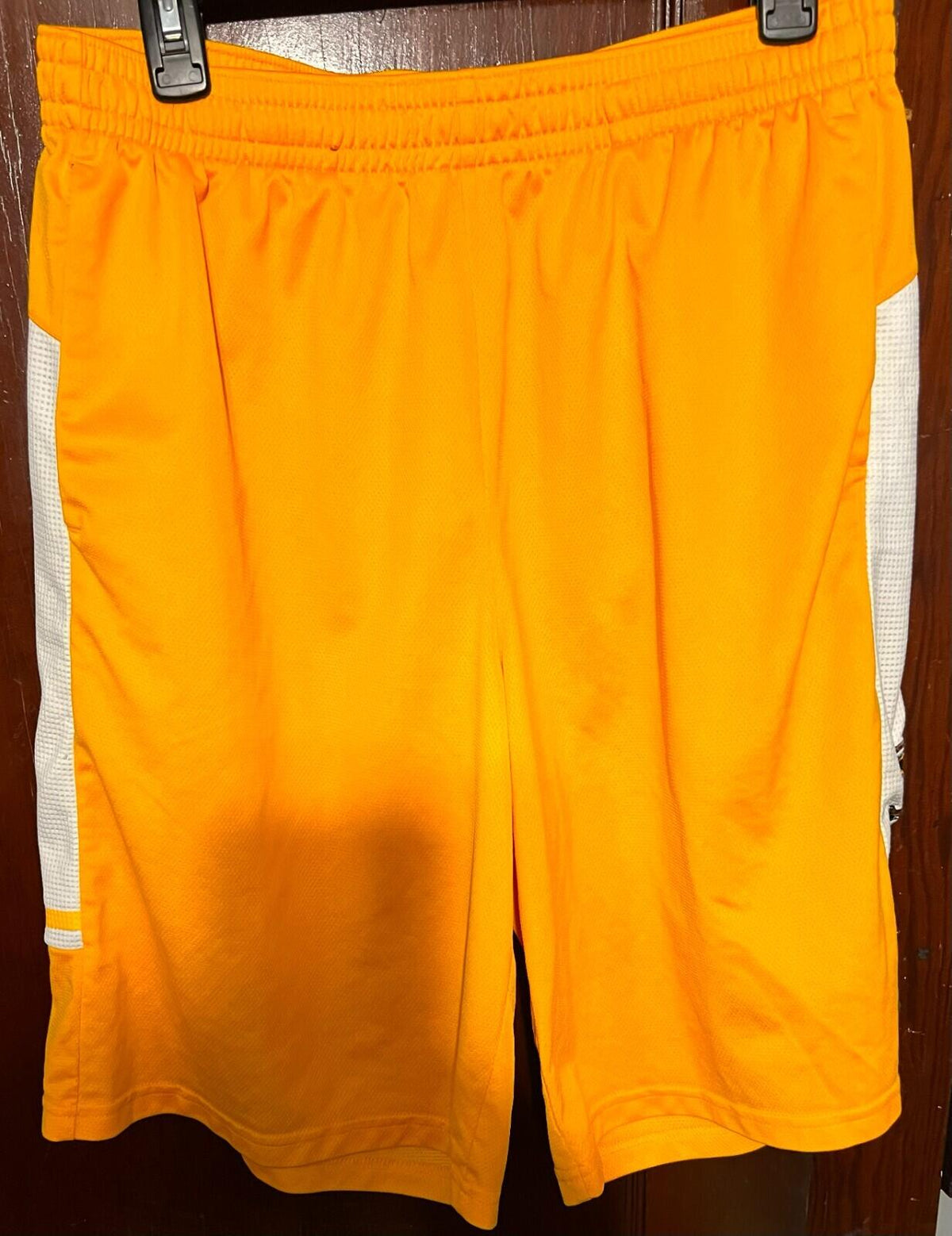 Vermont Catamounts Adidas Shorts Men Size L Yellow