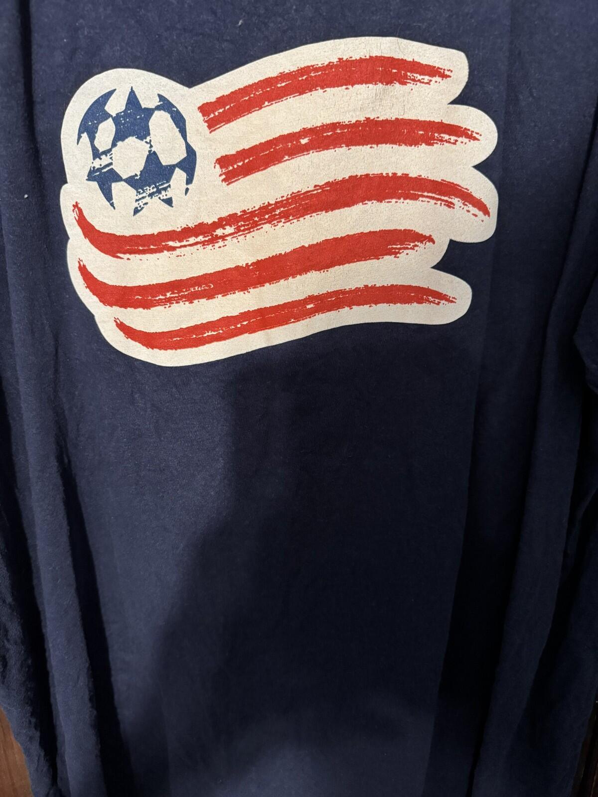 New England Revolution Fanatics Gustavo Bou #7 T-Shirt Men Size XL Blue
