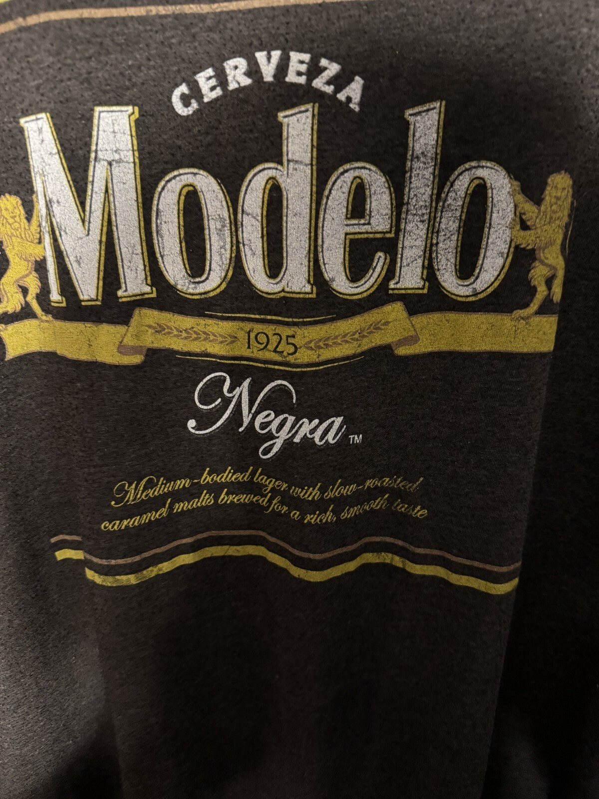 Modelo Cerveza Beer Gray Logo Tee Shirt Men Sz XXL ?