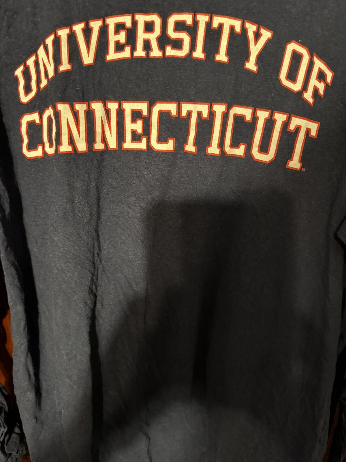 UConn Huskies Fanatics L/S Tee Men's L Blue