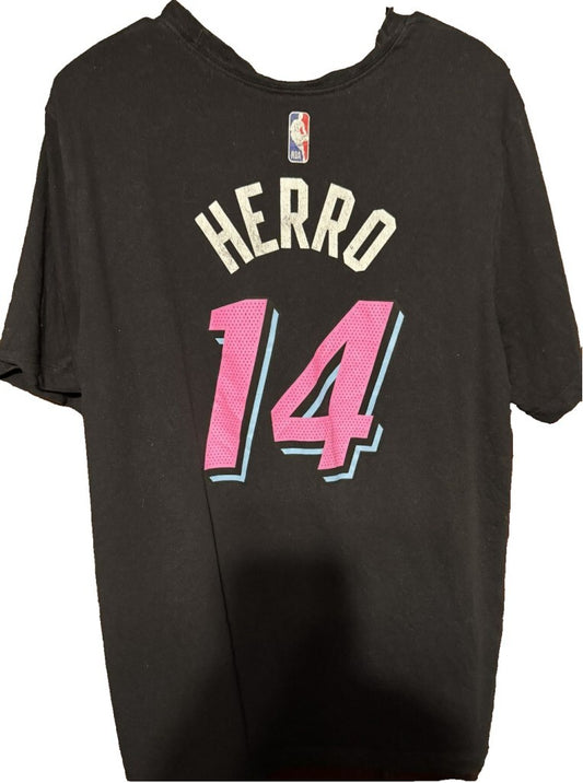 Miami Heat Tyler Herro #14 Player T-Shirt Men Size XL Black