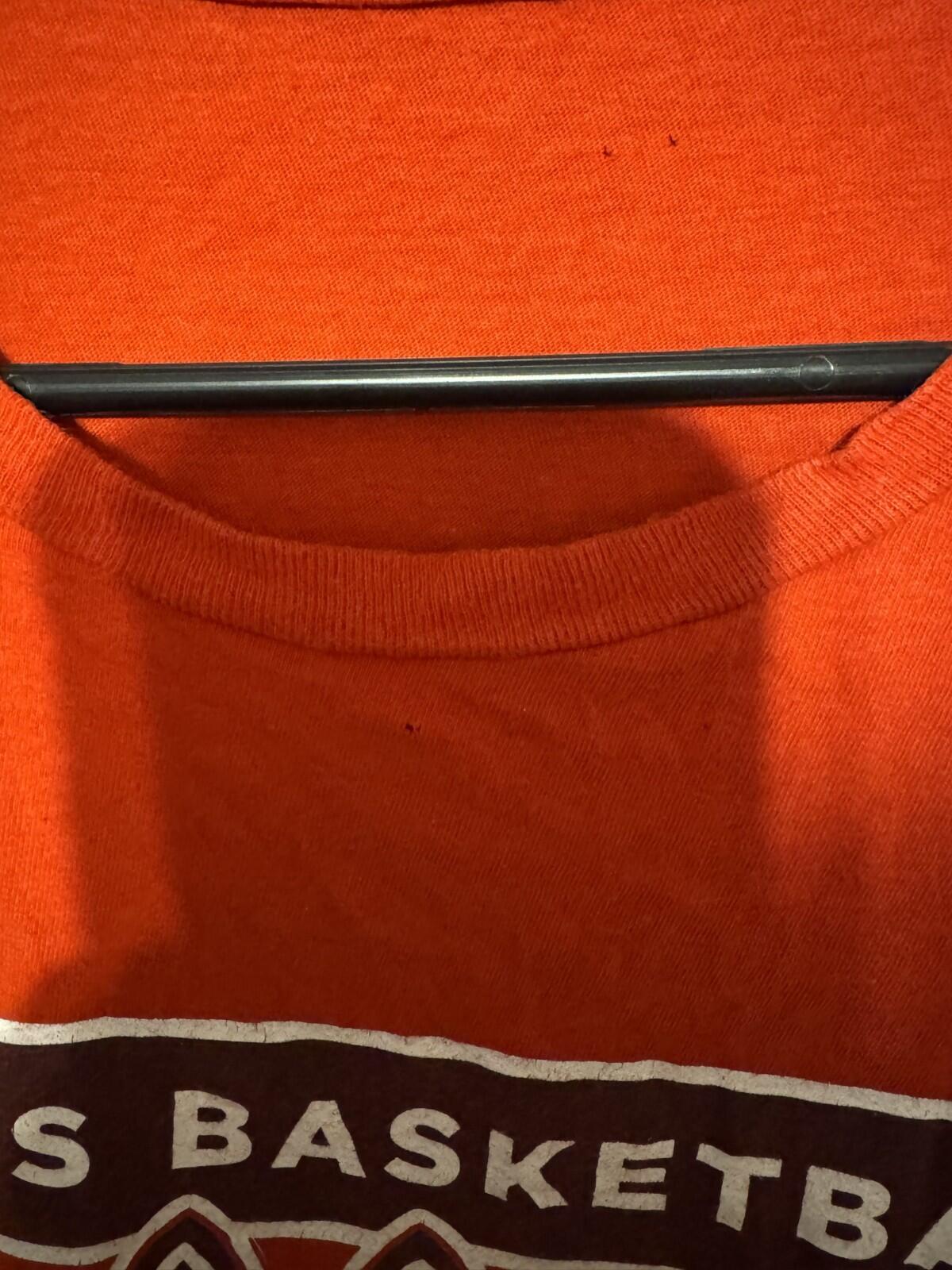 UConn Huskies Short Sleeve Tee Men's XL? Red