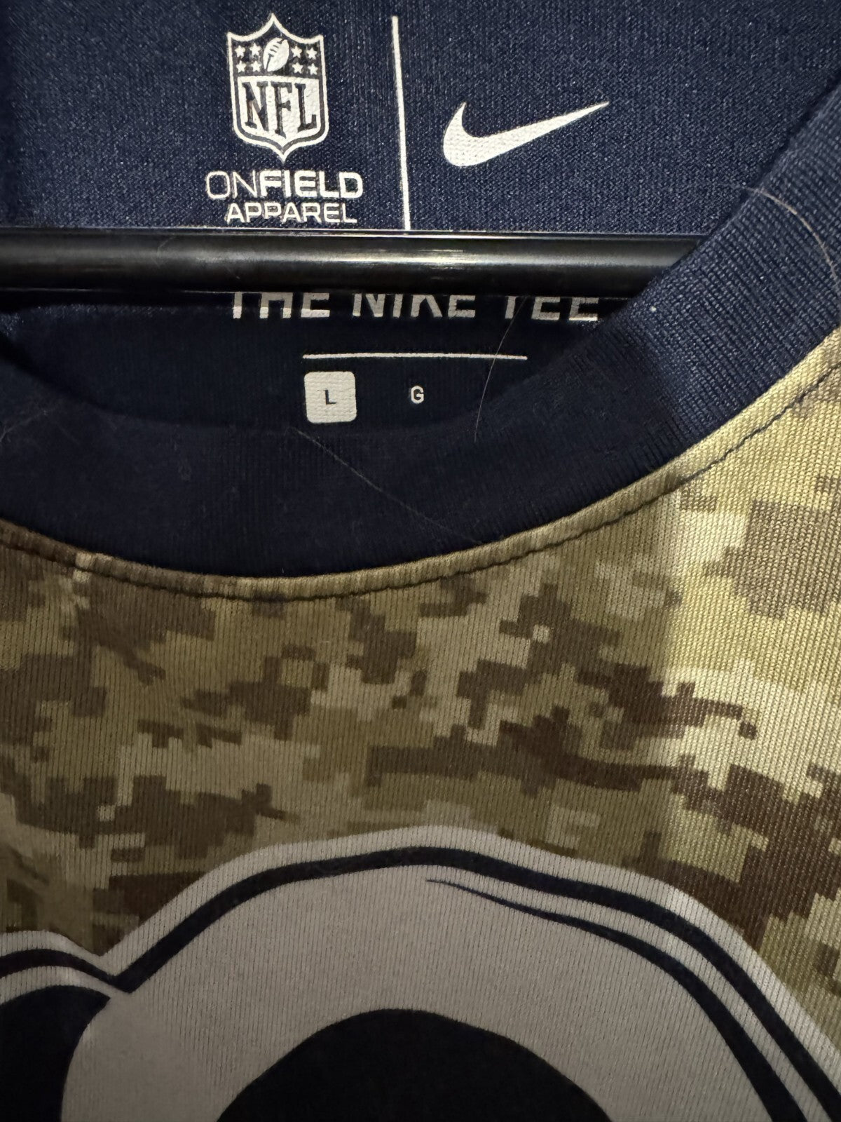 Los Angeles Rams Nike Salute to Service Camo Vintage Men's tee Sz L Blue