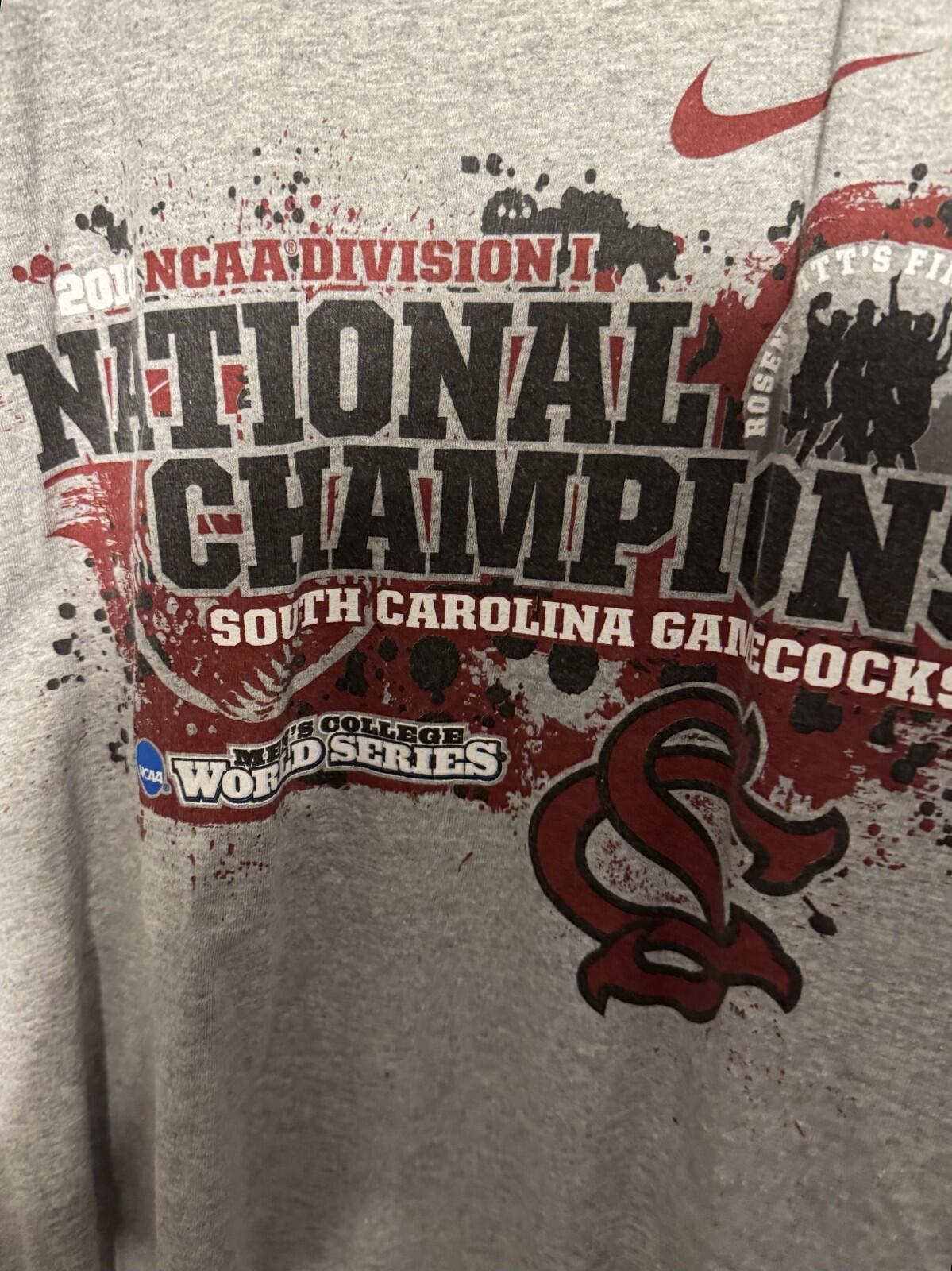 South Carolina Gamecocks Nike 2010 National Champions T-shirt Men's size L Gray