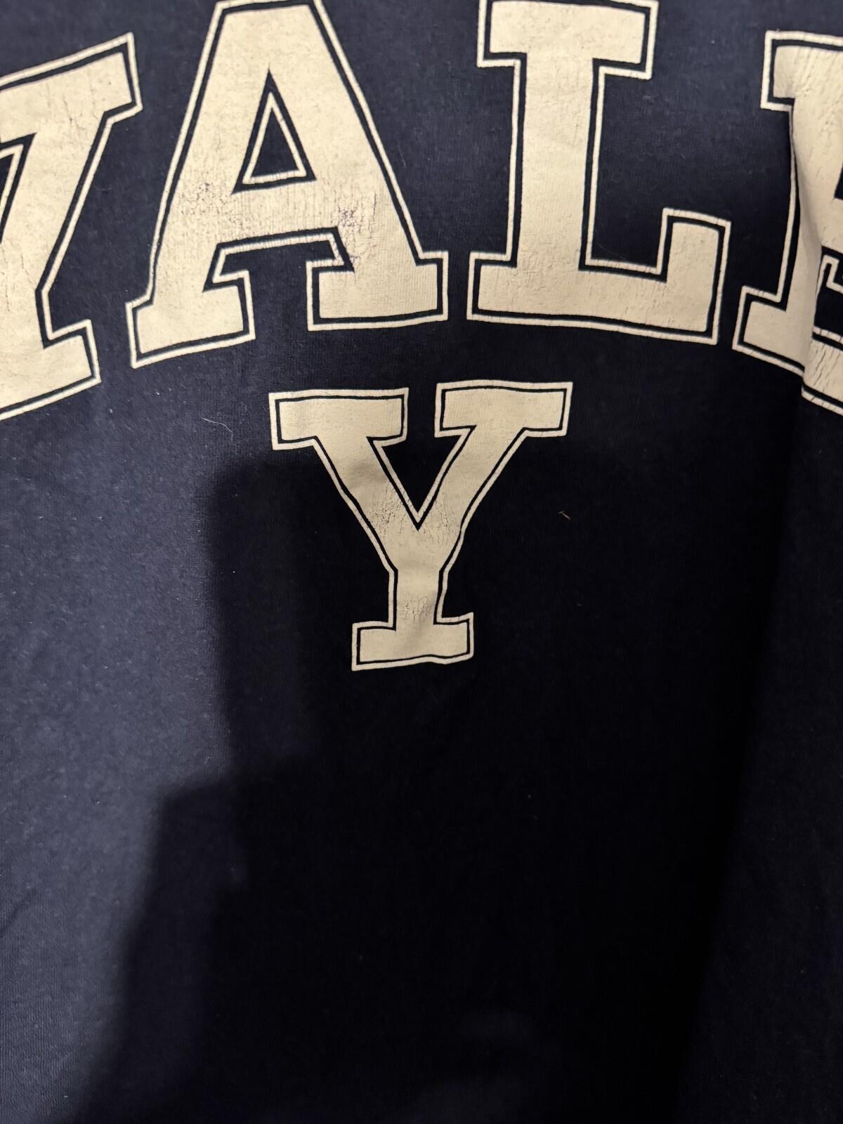 Yale Bulldogs t-shirt Men Sz L Blue NCAA Ivy League
