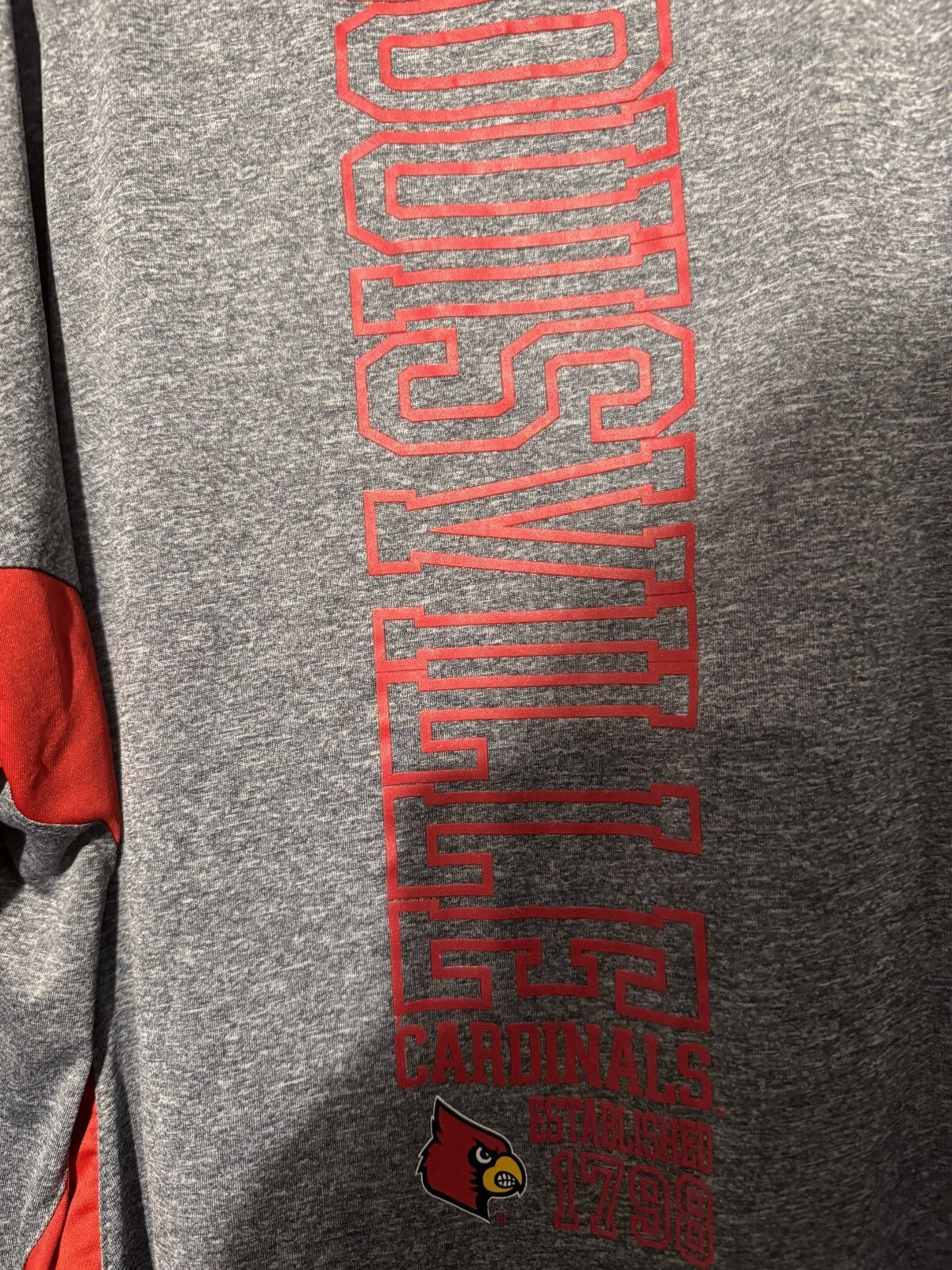Louisville Cardinals Knights Basketball T-Shirt Men Sz XL Gray