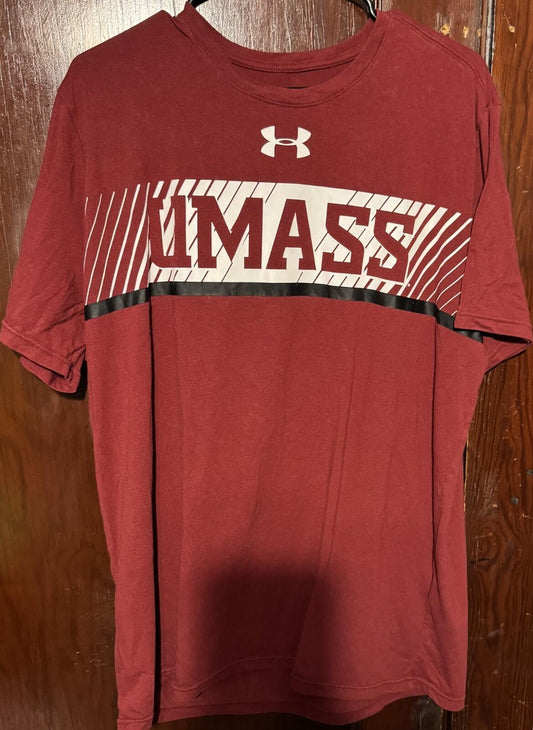UMass Minutemen Under Armour Logo NCAA T-shirt Men's L Red