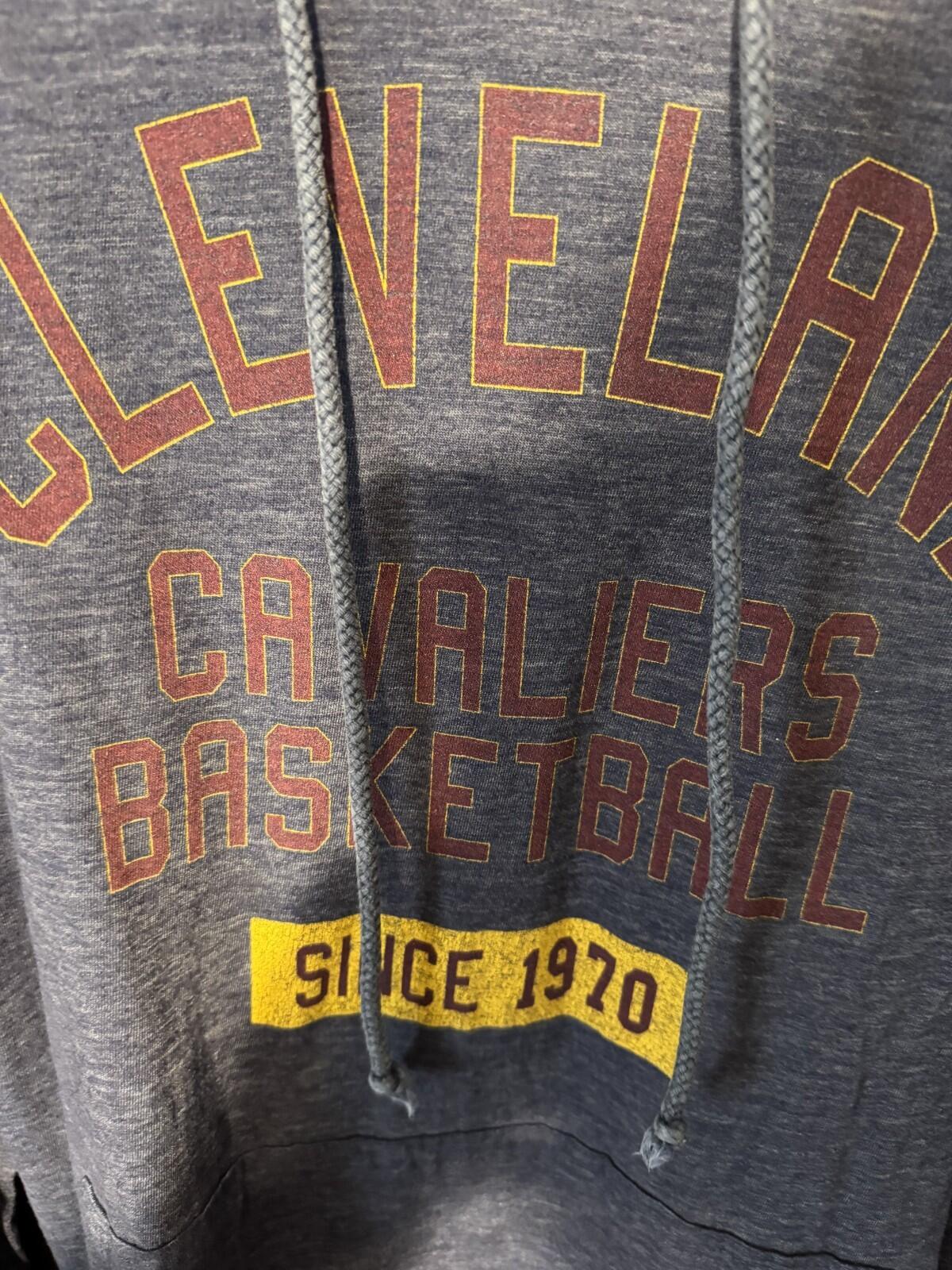 Cleveland Cavaliers Cavs Blue Pullover Thin Hoodie Men Size L