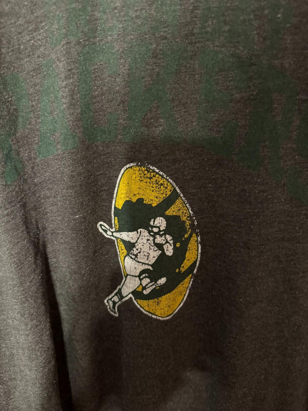 Green Bay Packers super soft t-shirt Men's L Gray NFC North