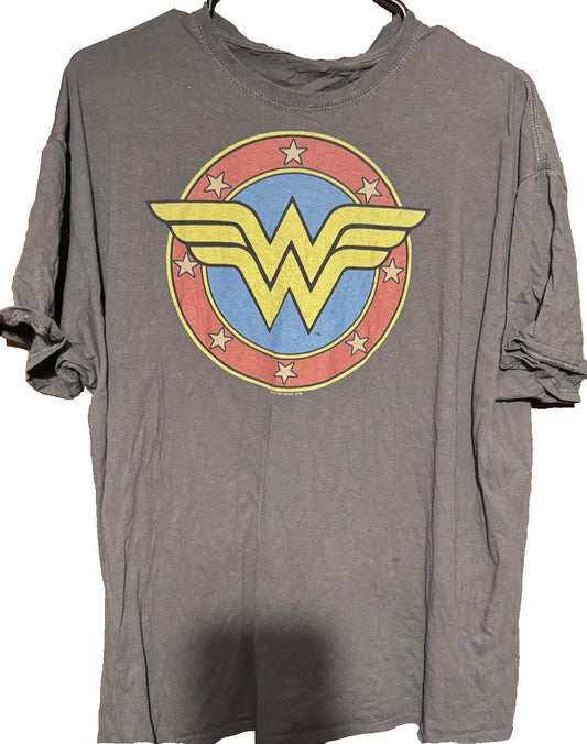 Wonder Woman T-Shirt Men Sz XL ? Gray DC Comics