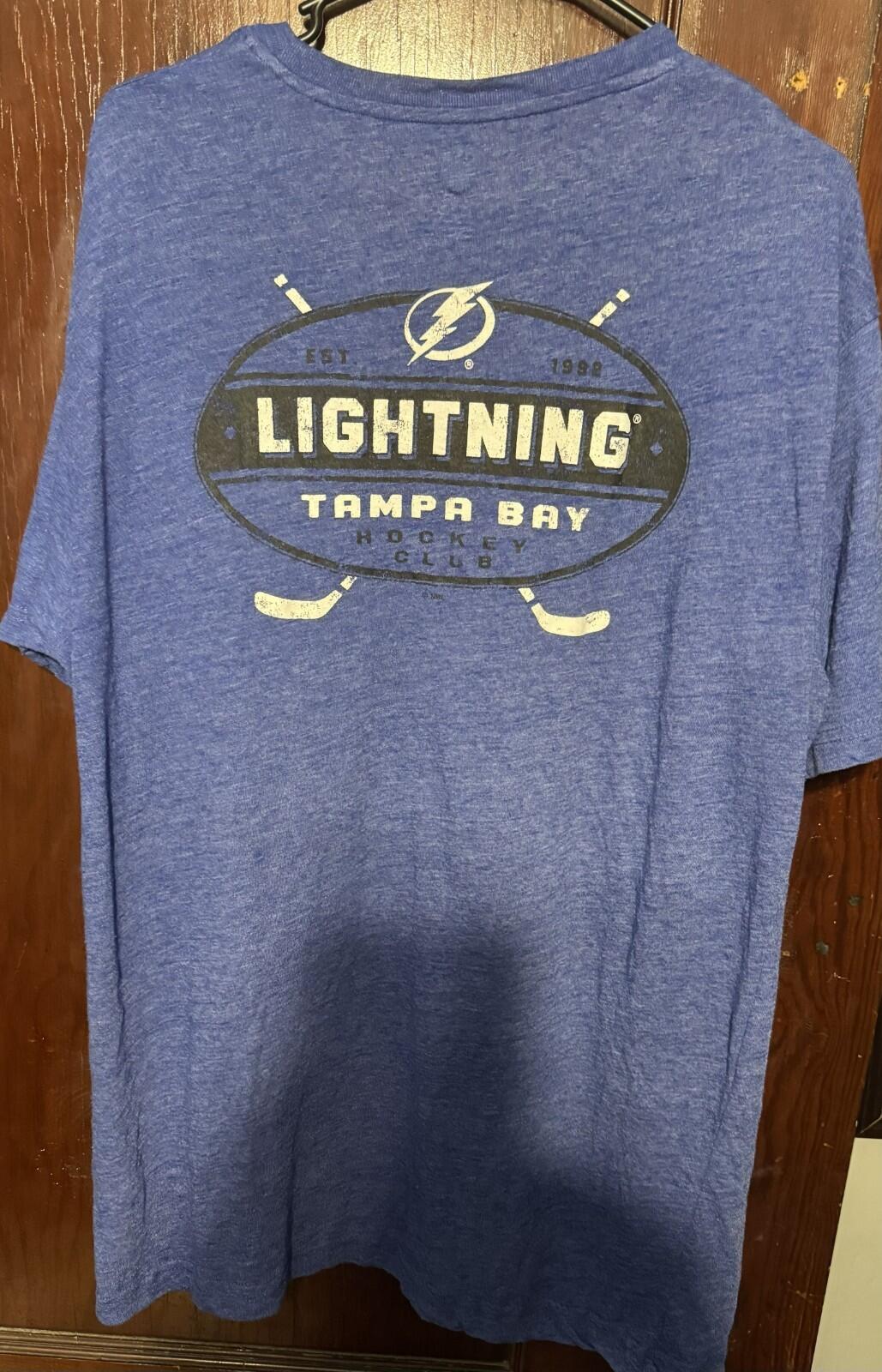 Tampa Bay Lightning T-shirt Men's Size XL Blue