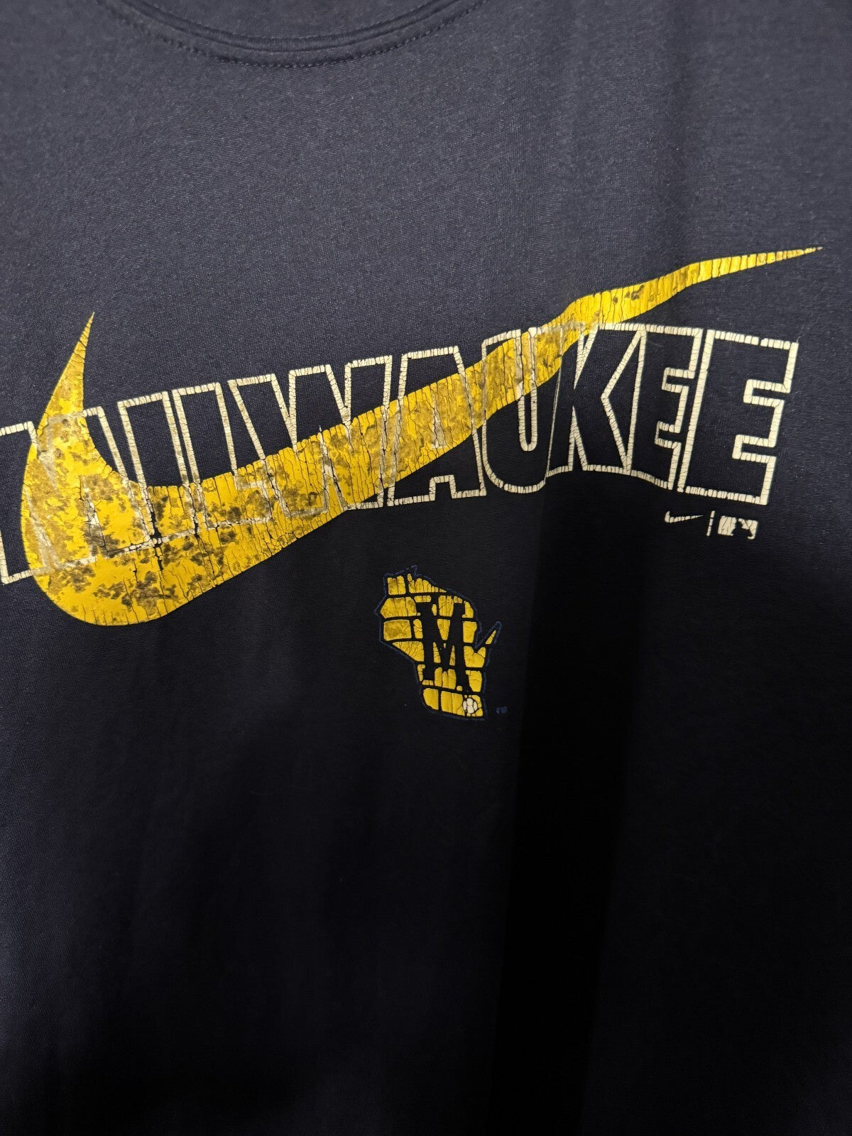 Milwaukee Brewers Vintage Nike Men's Size XL t-shirt Blue