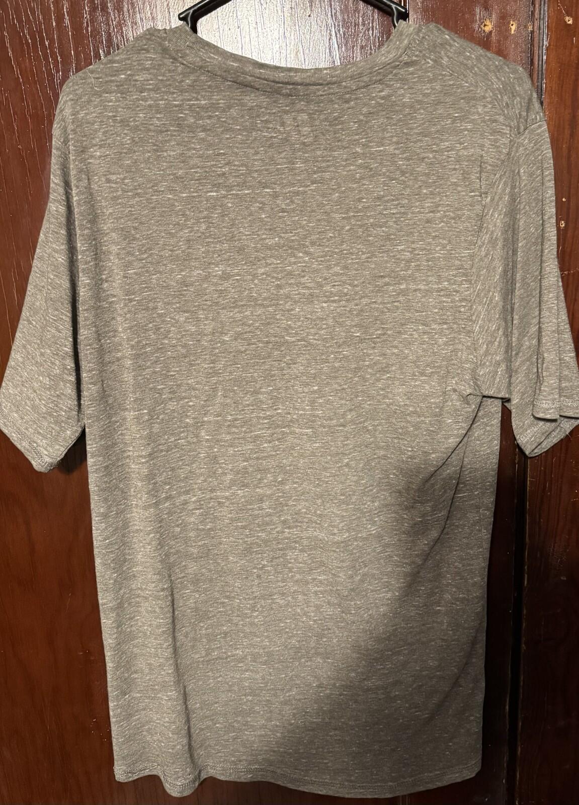 Auburn Tigers Russell Athletic T-Shirt Gray Men's Size L SEC